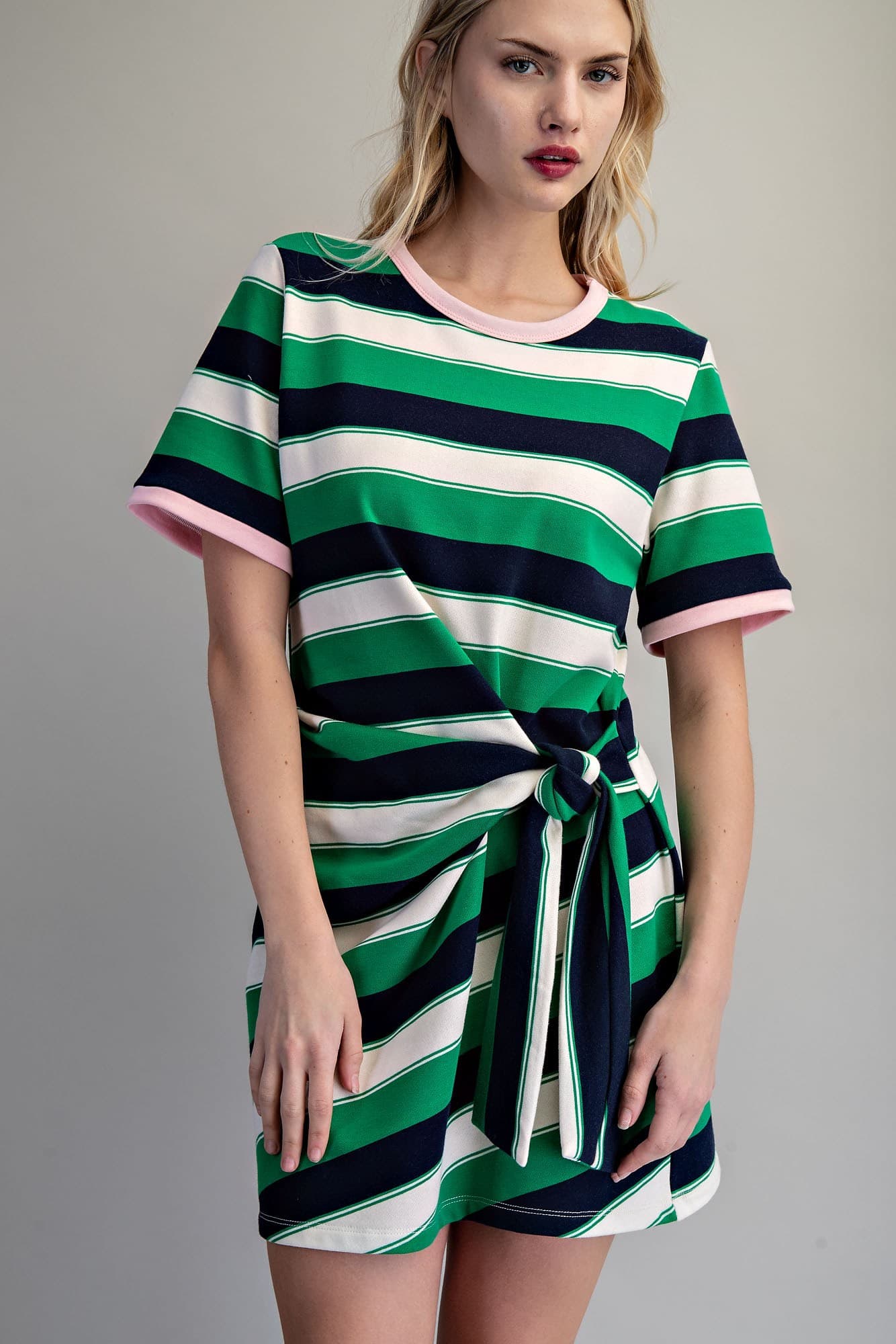 DK13242 - EVERGREEN