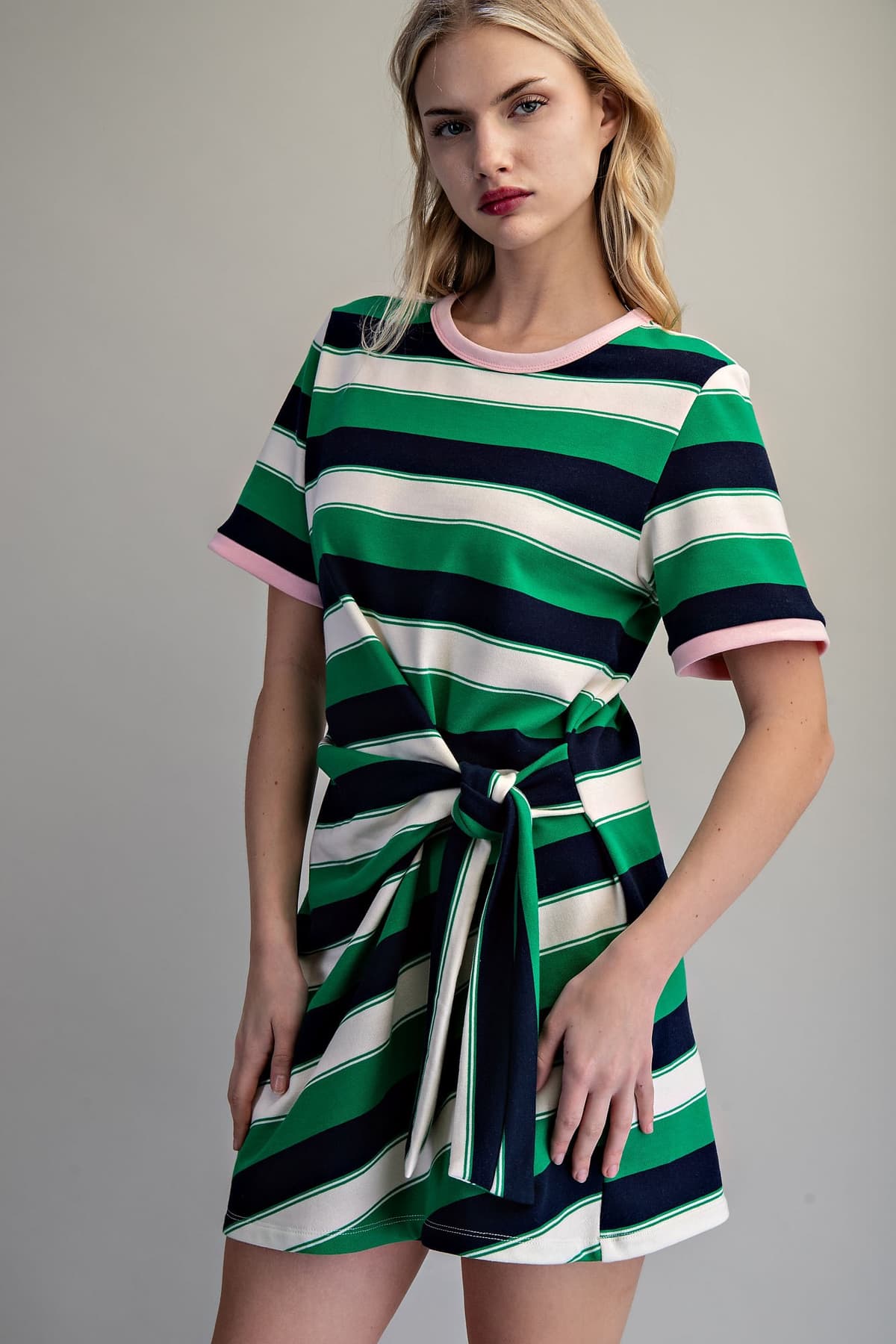 DK13242 - EVERGREEN