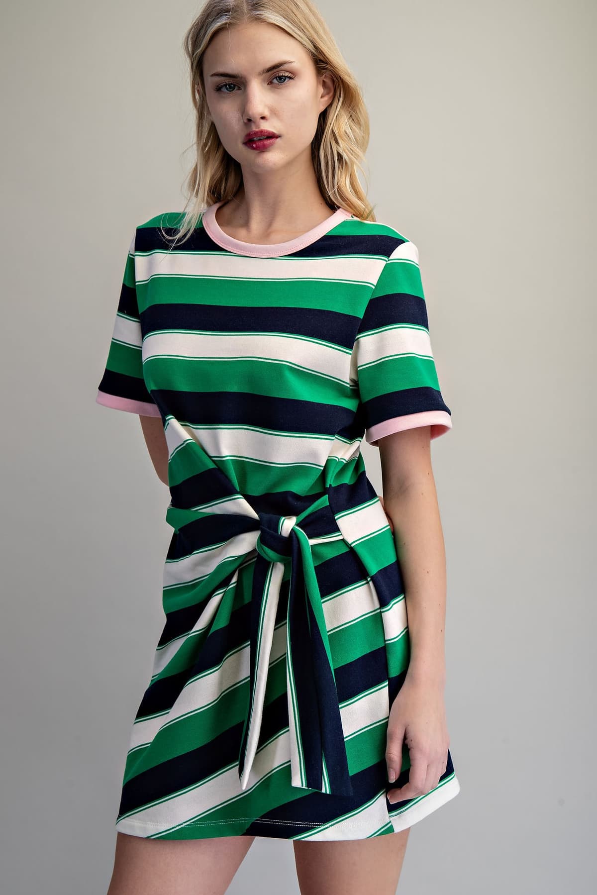DK13242 - EVERGREEN