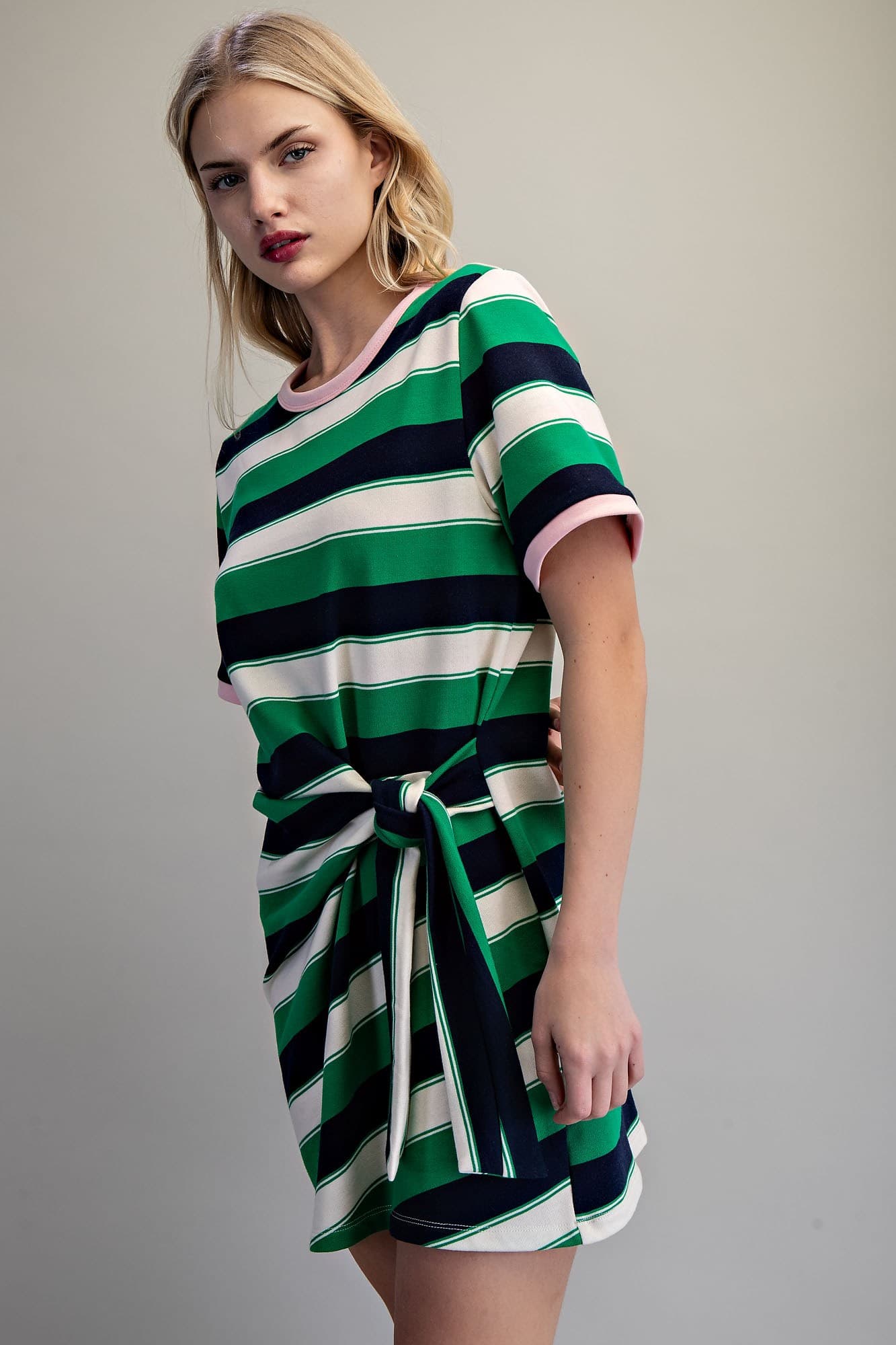 DK13242 - EVERGREEN