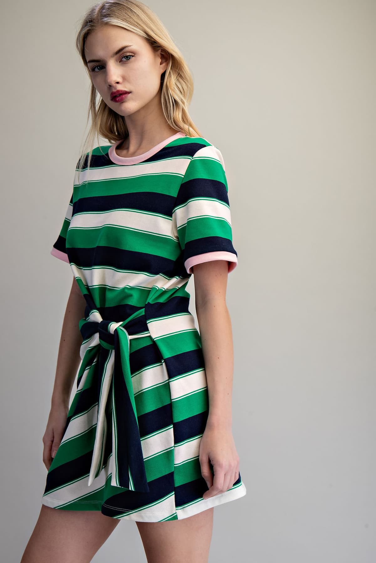 DK13242 - EVERGREEN
