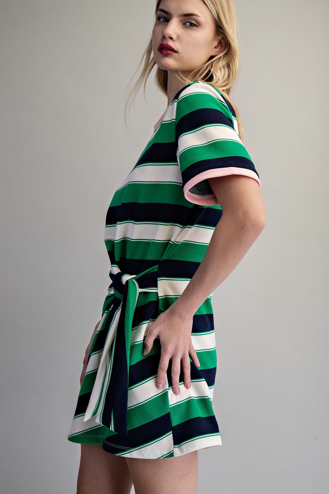DK13242 - EVERGREEN