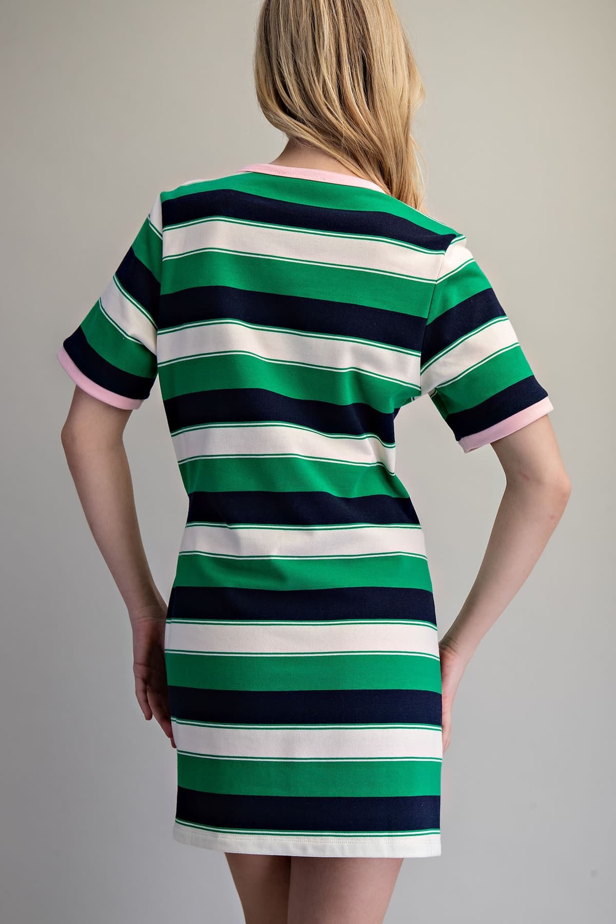DK13242 - EVERGREEN