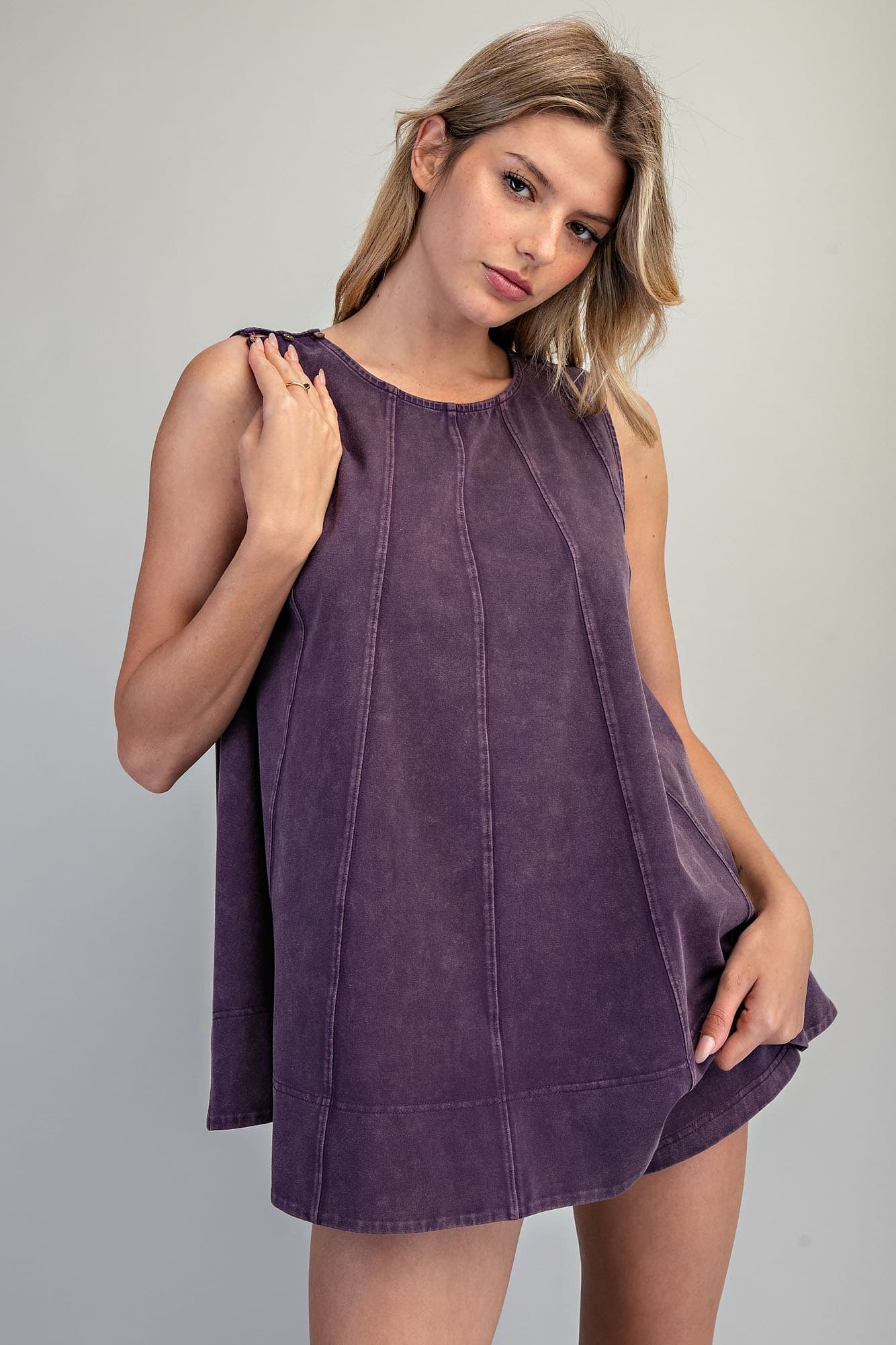 TH15323 - PLUM