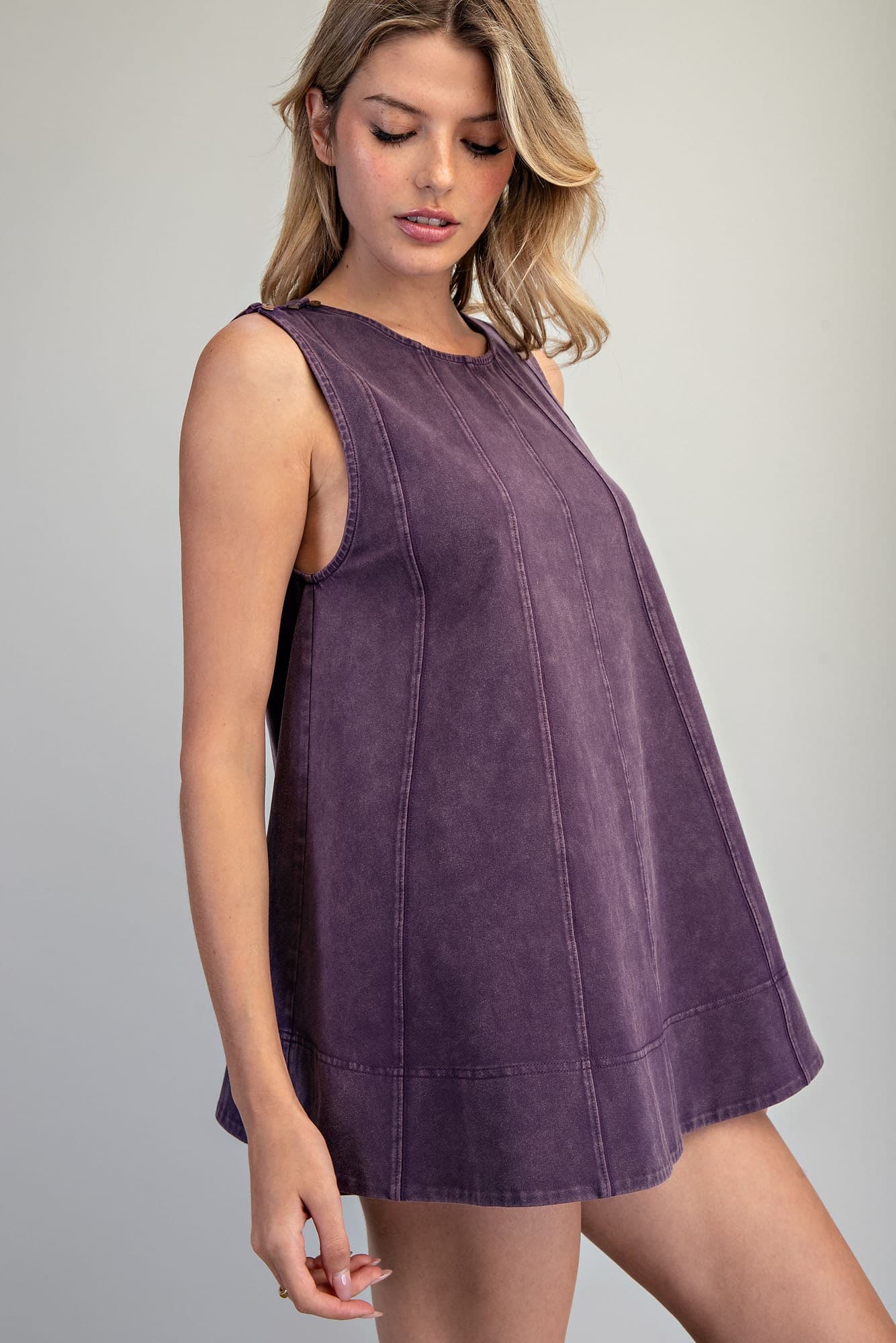 TH15323 - PLUM