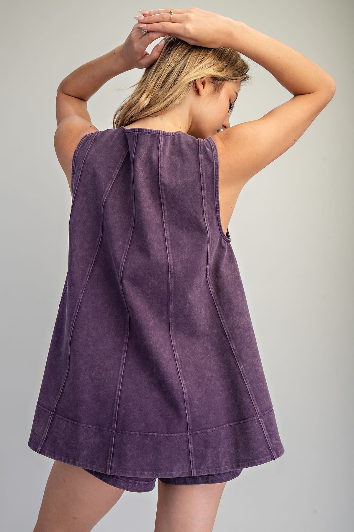 TH15323 - PLUM