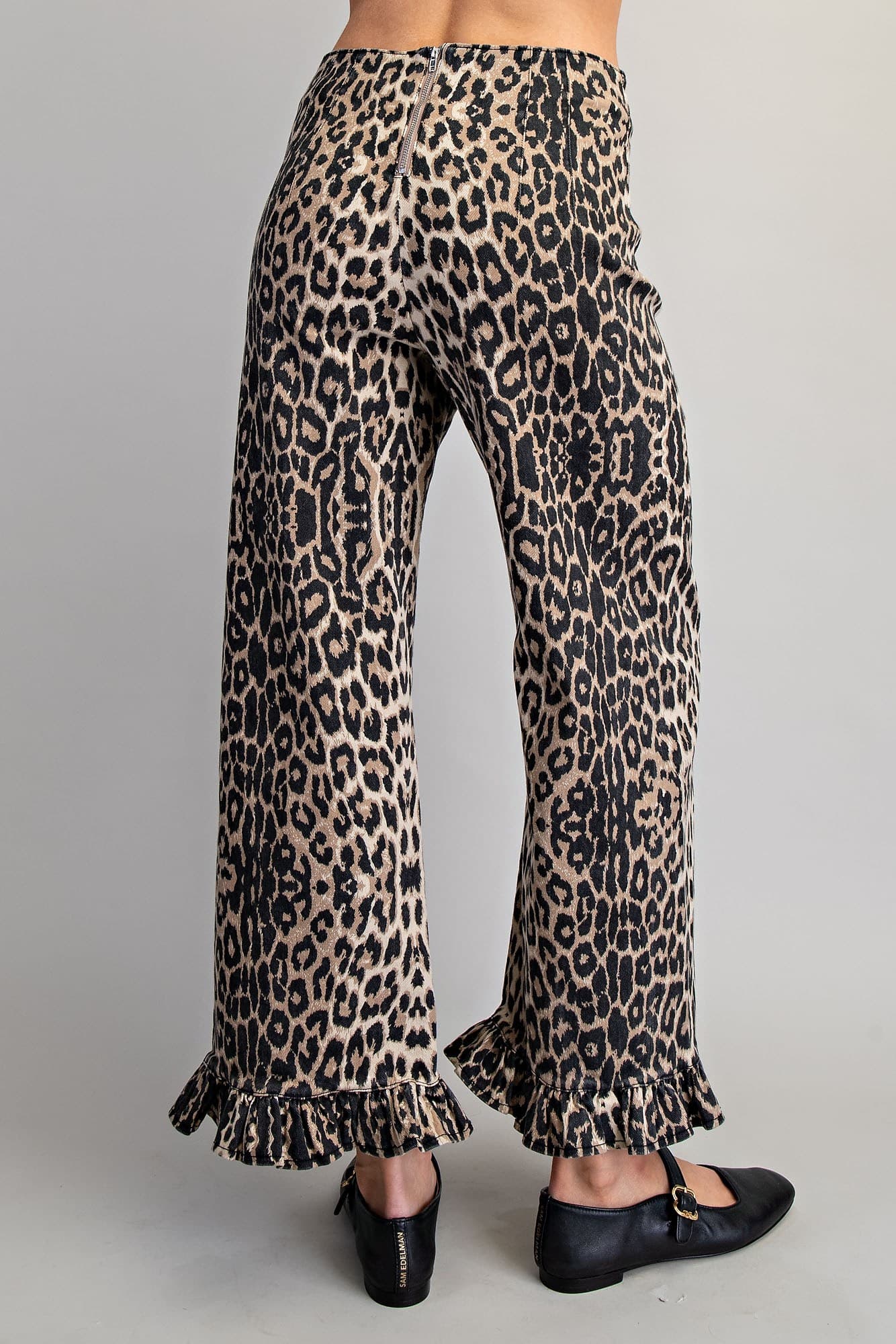 PK13243 - LEOPARD
