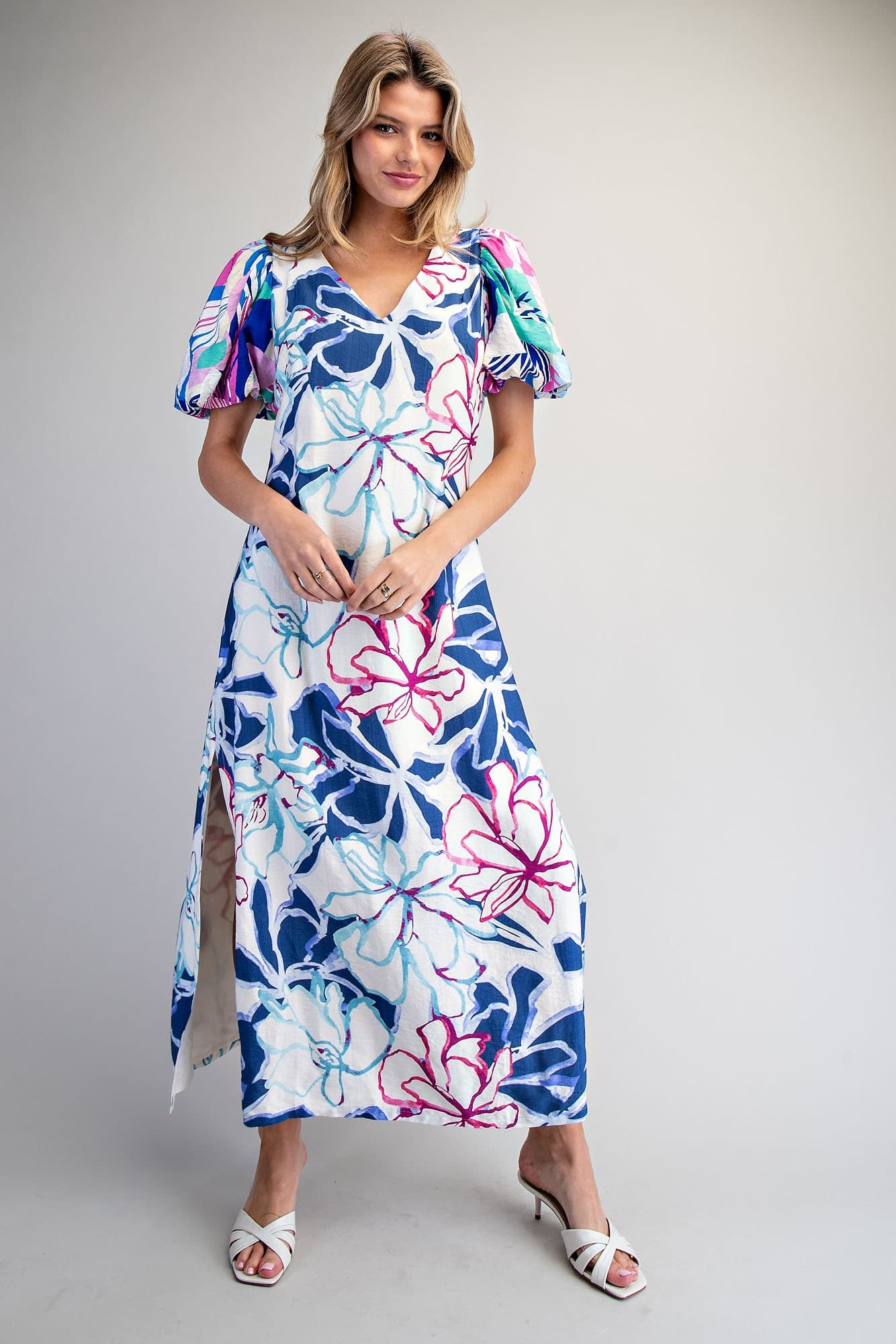 DH15345 - MIDNIGHT HIBISCUS