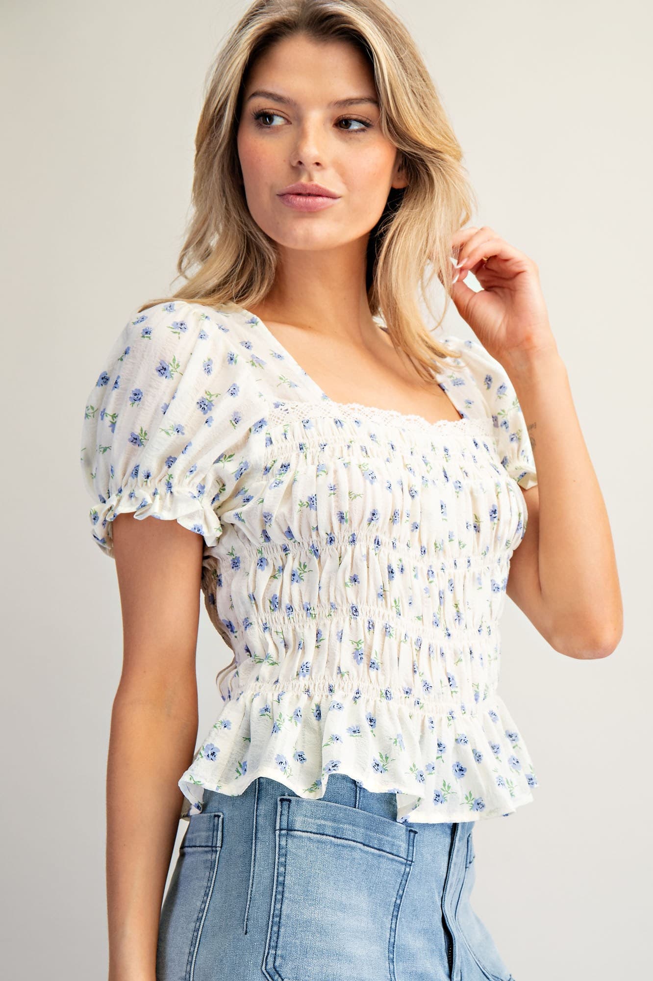 TH15483 - CORNFLOWER CREAM