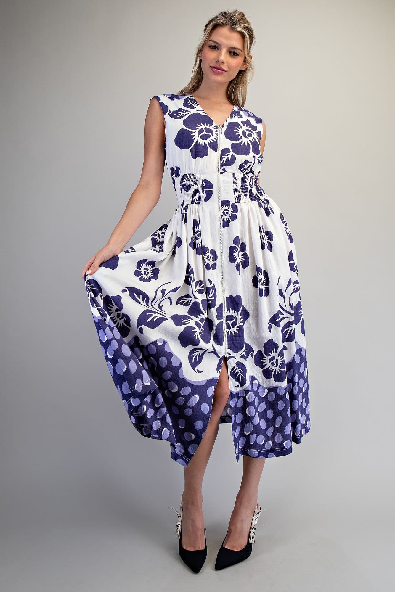 DH15555 - GRAPE