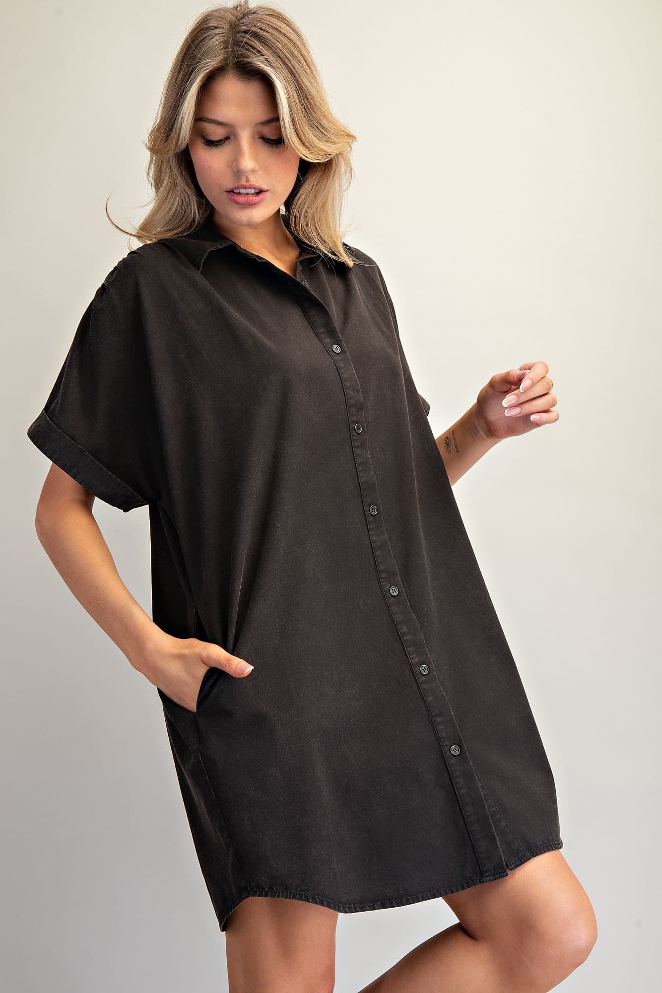 DK16009 - BLACK