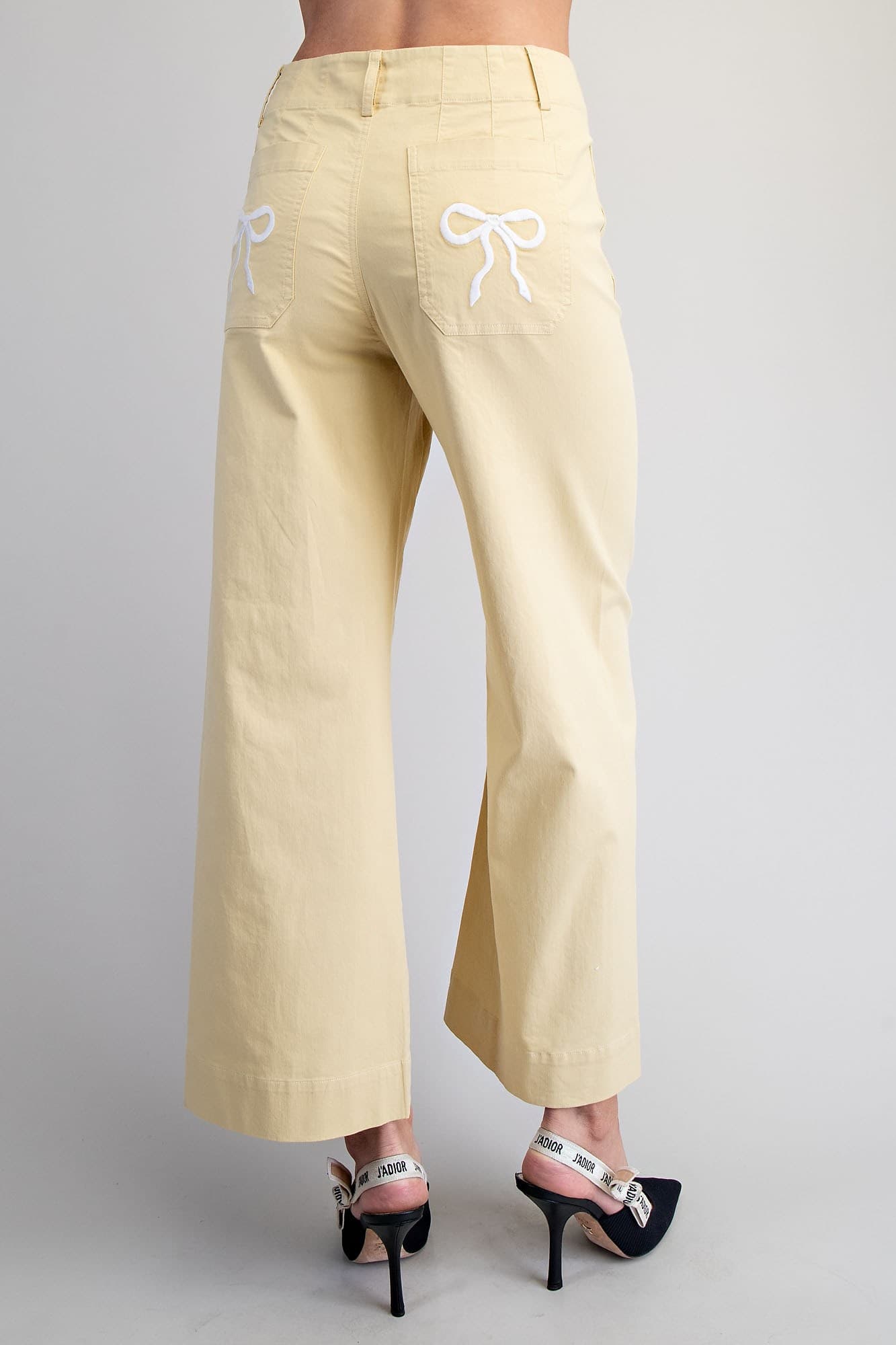 PH15644 - BUTTER YELLOW