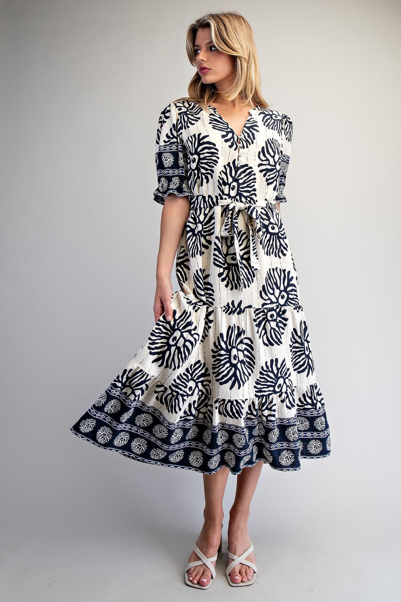 DH15636 - NAVY