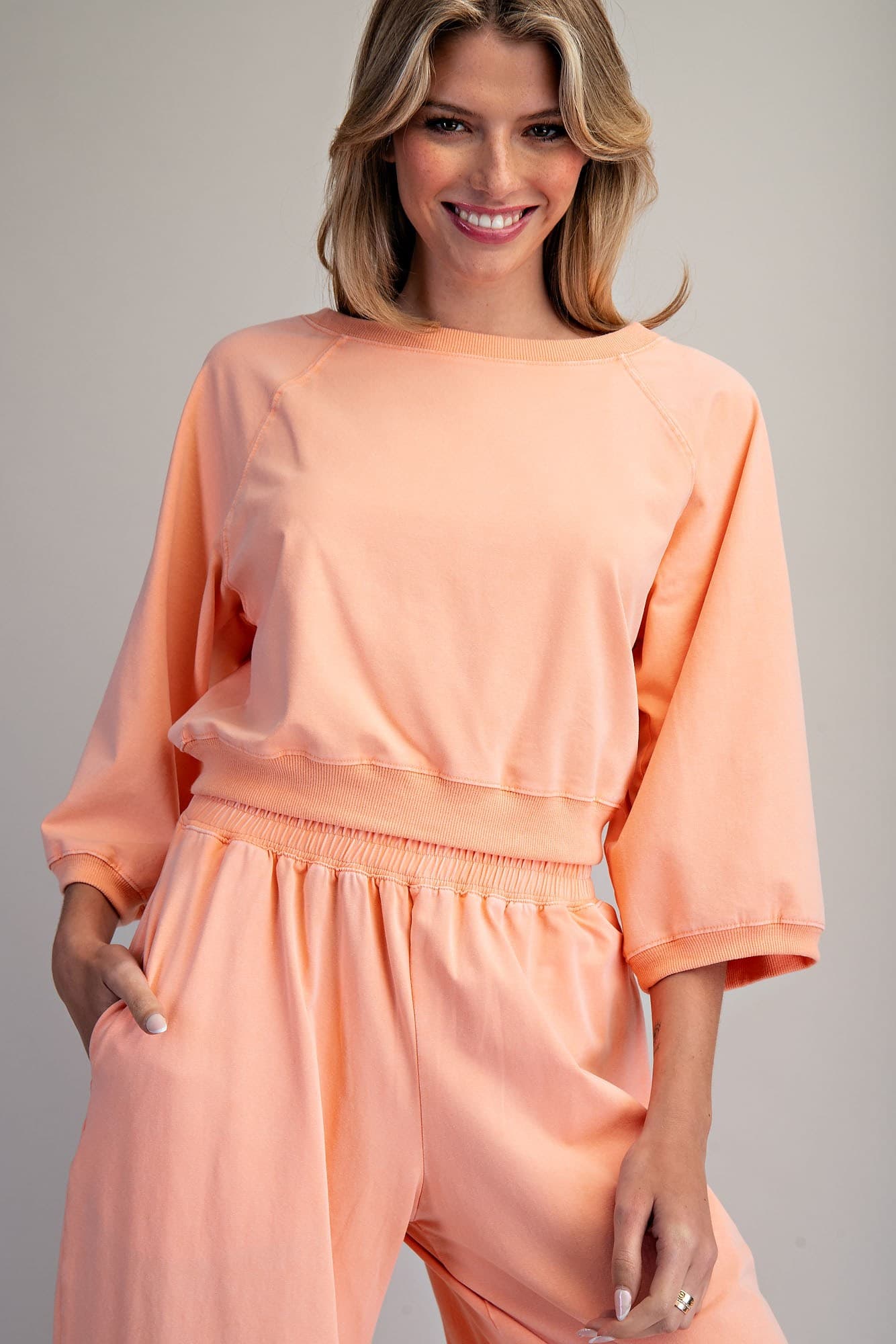 TH15595 - APRICOT