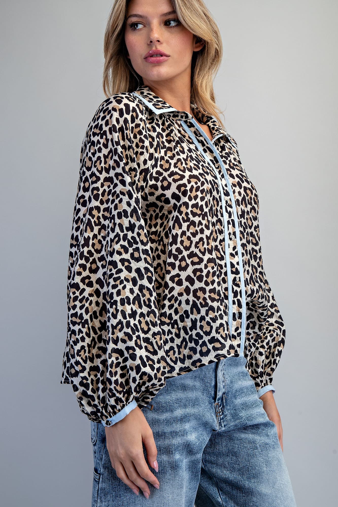TK16074 - LEOPARD