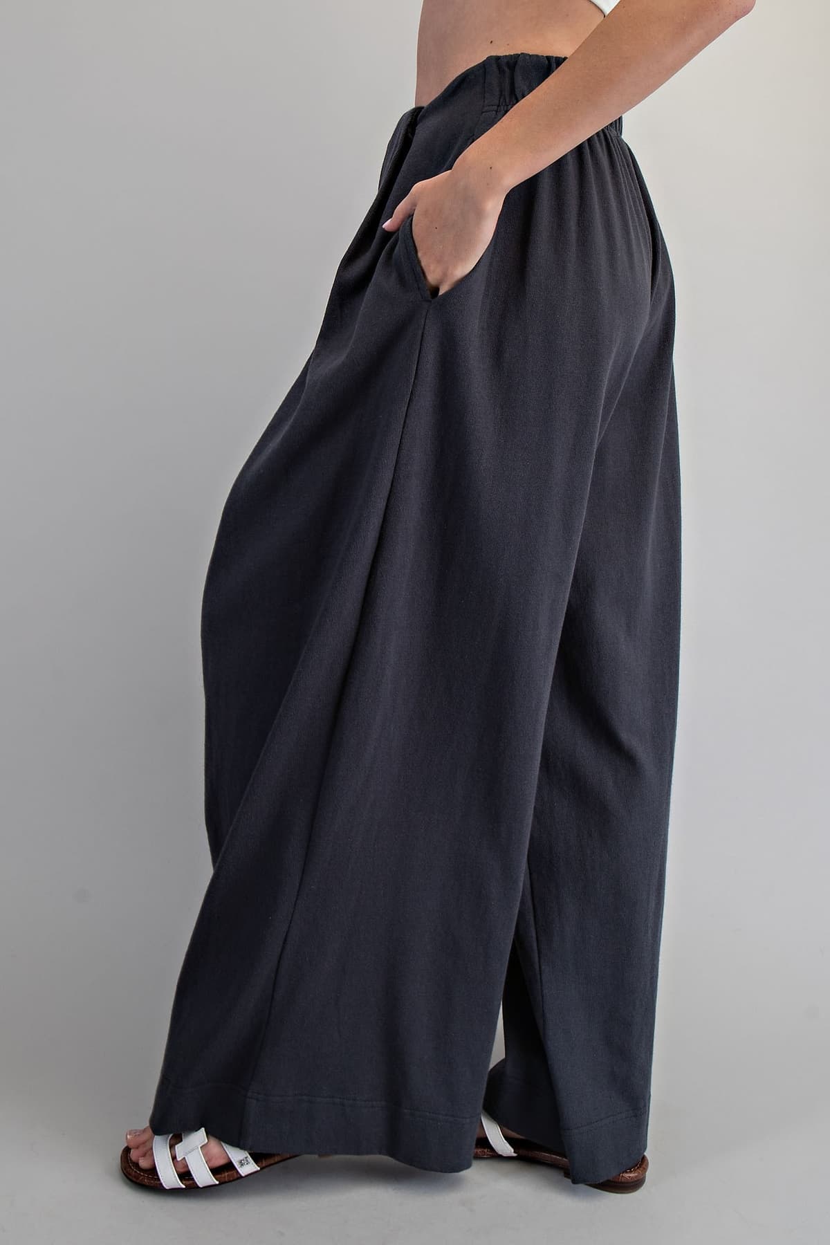 PK16006 - ASH BLACK