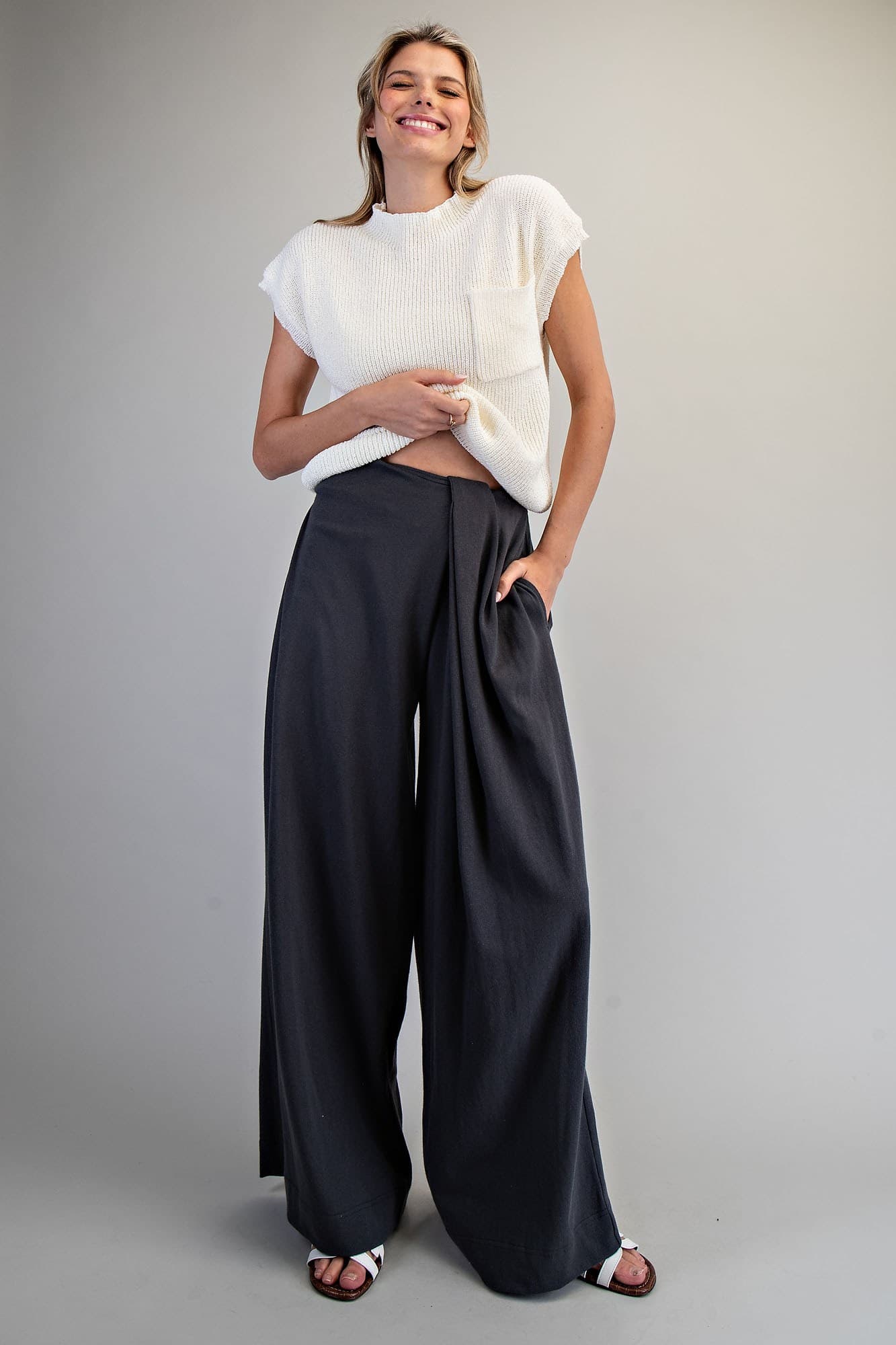 PK16006 - ASH BLACK