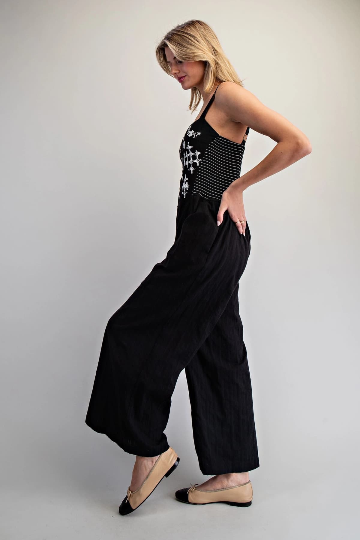 BH15545 - BLACK