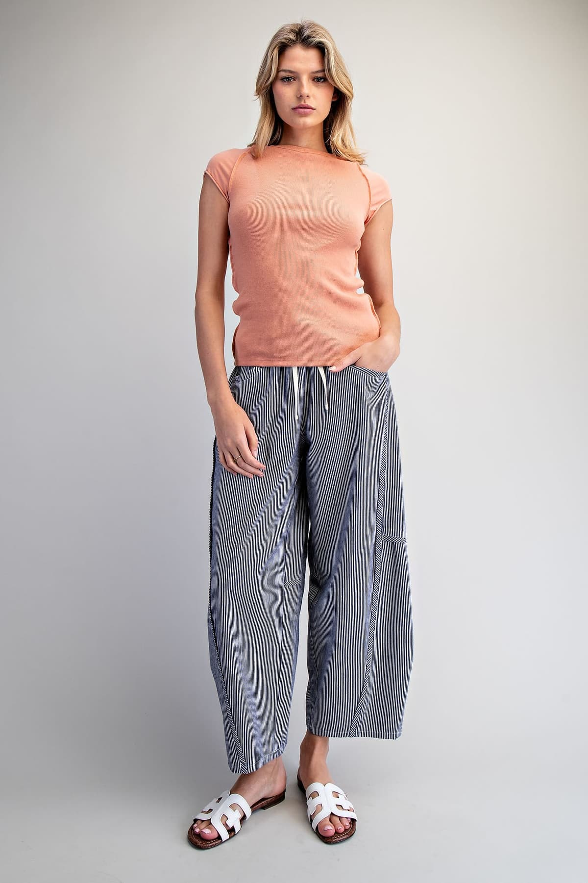 TK16082 - APRICOT