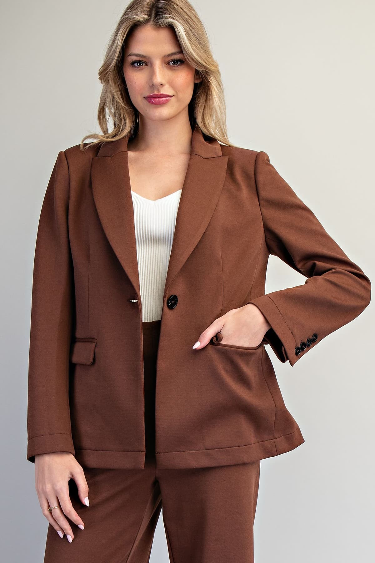 JK14325 - BROWN