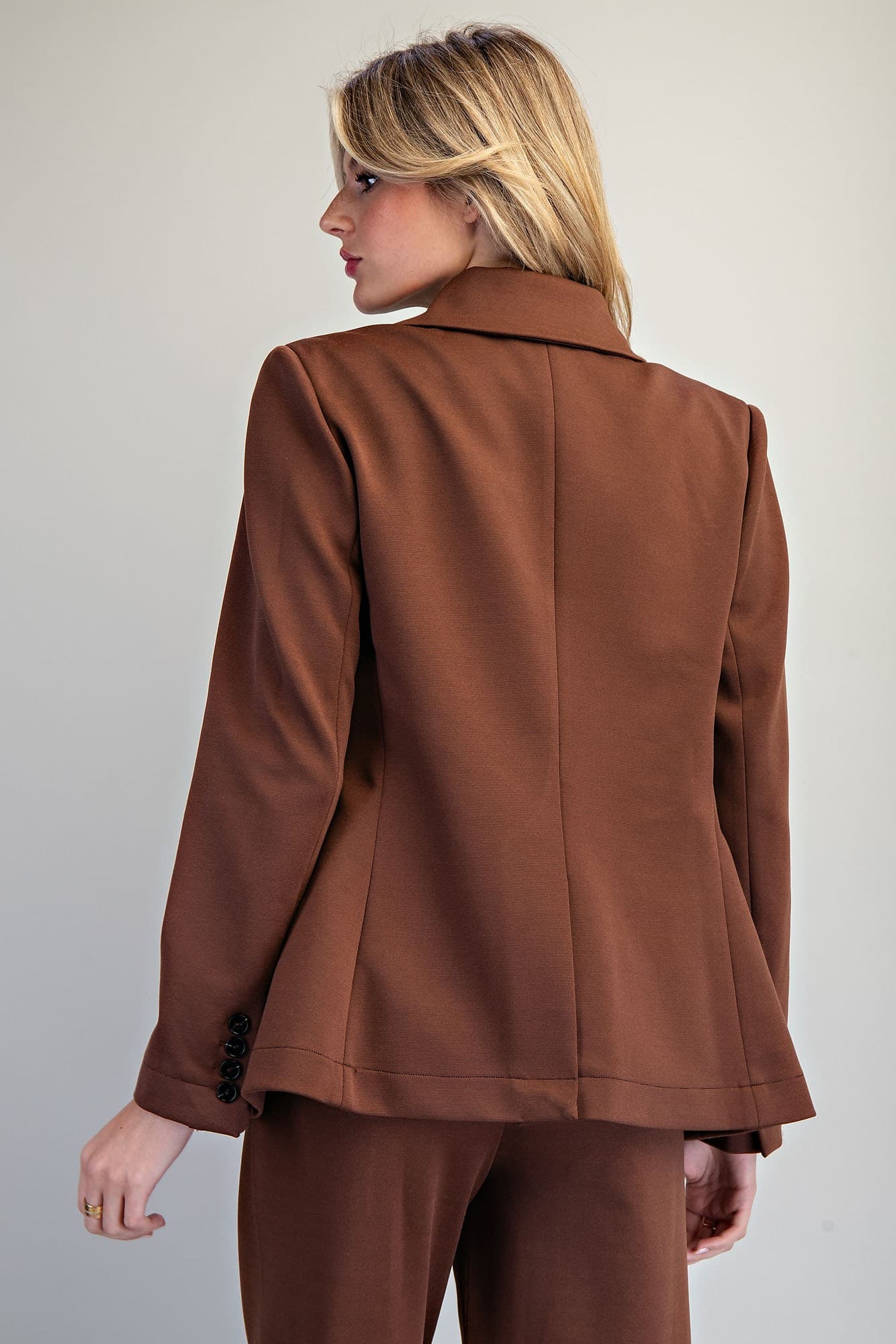 JK14325 - BROWN