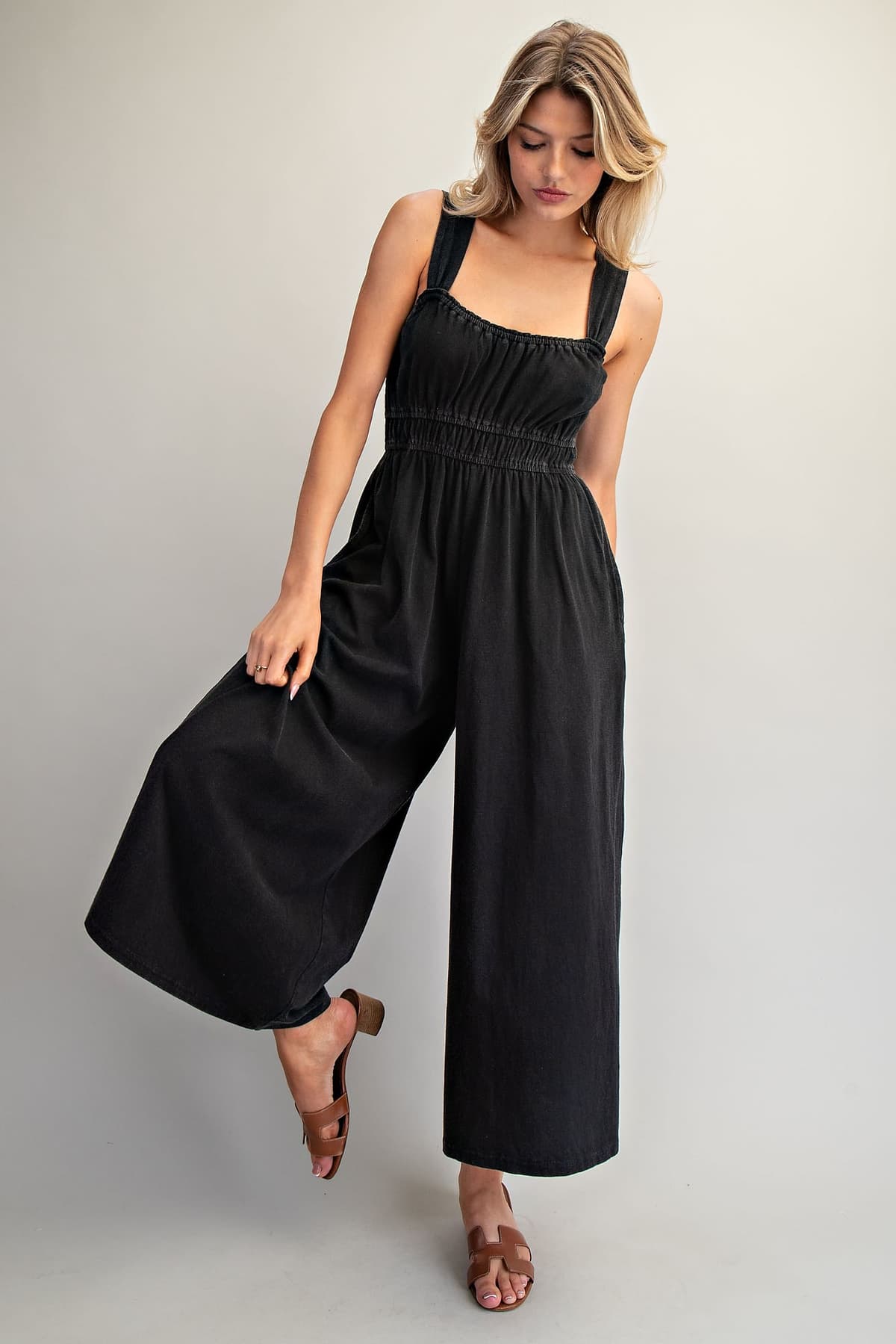BK16142 - ASH BLACK