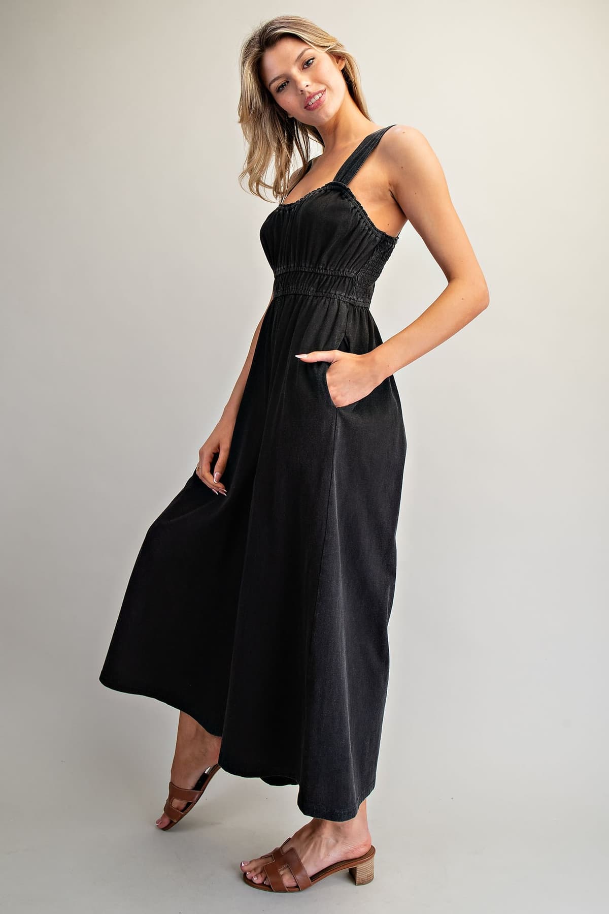 BK16142 - ASH BLACK