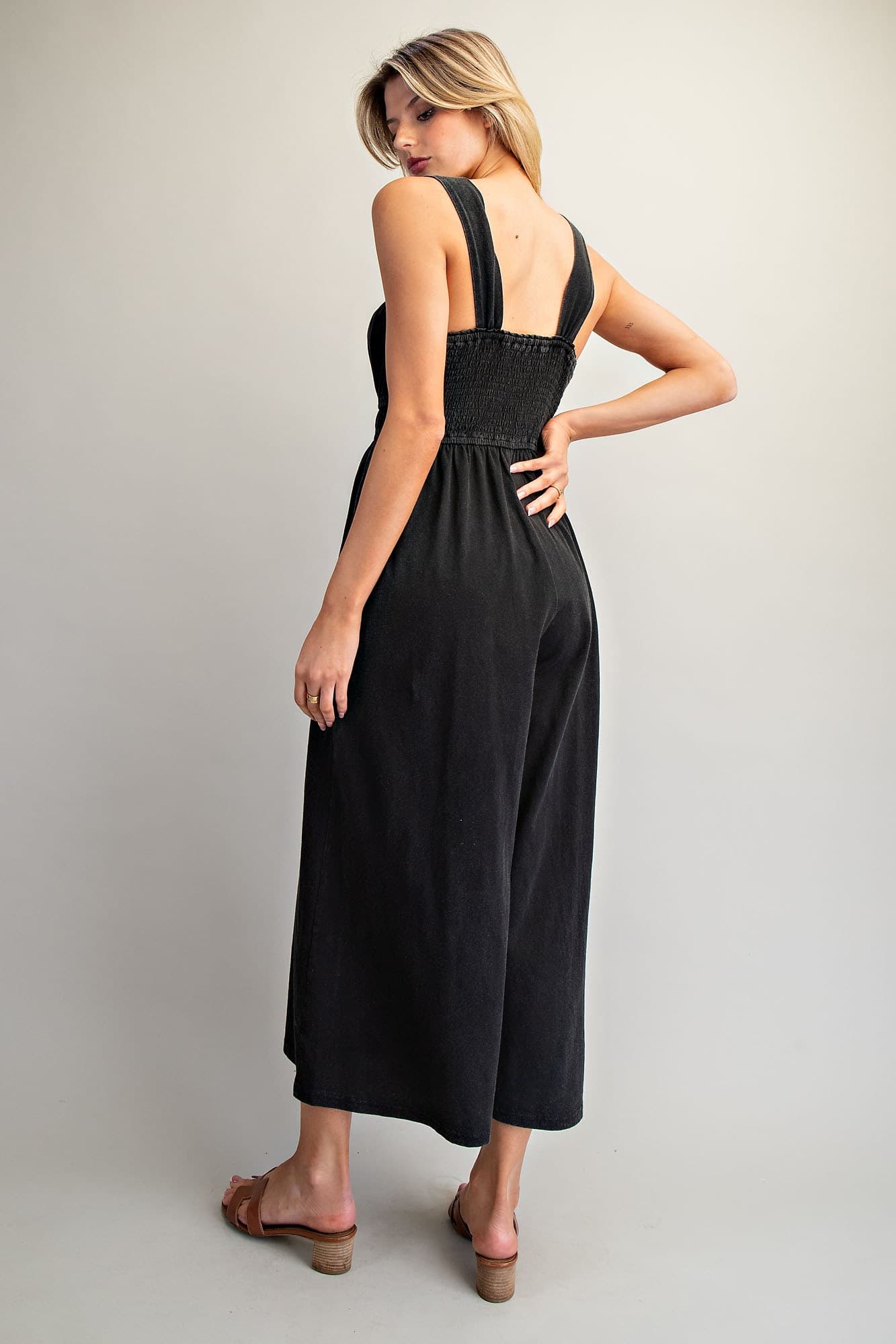 BK16142 - ASH BLACK