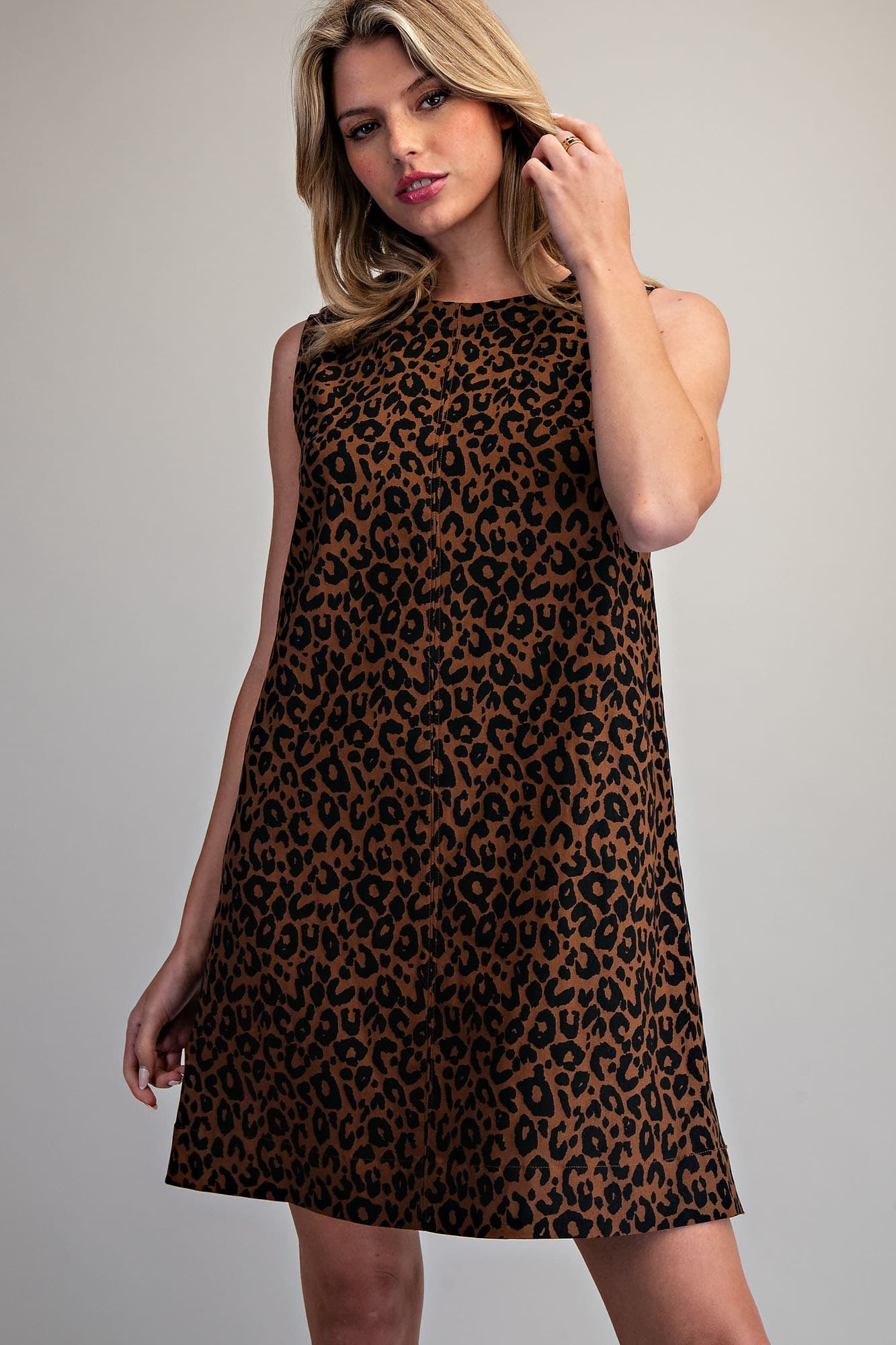 DK16201 - LEOPARD