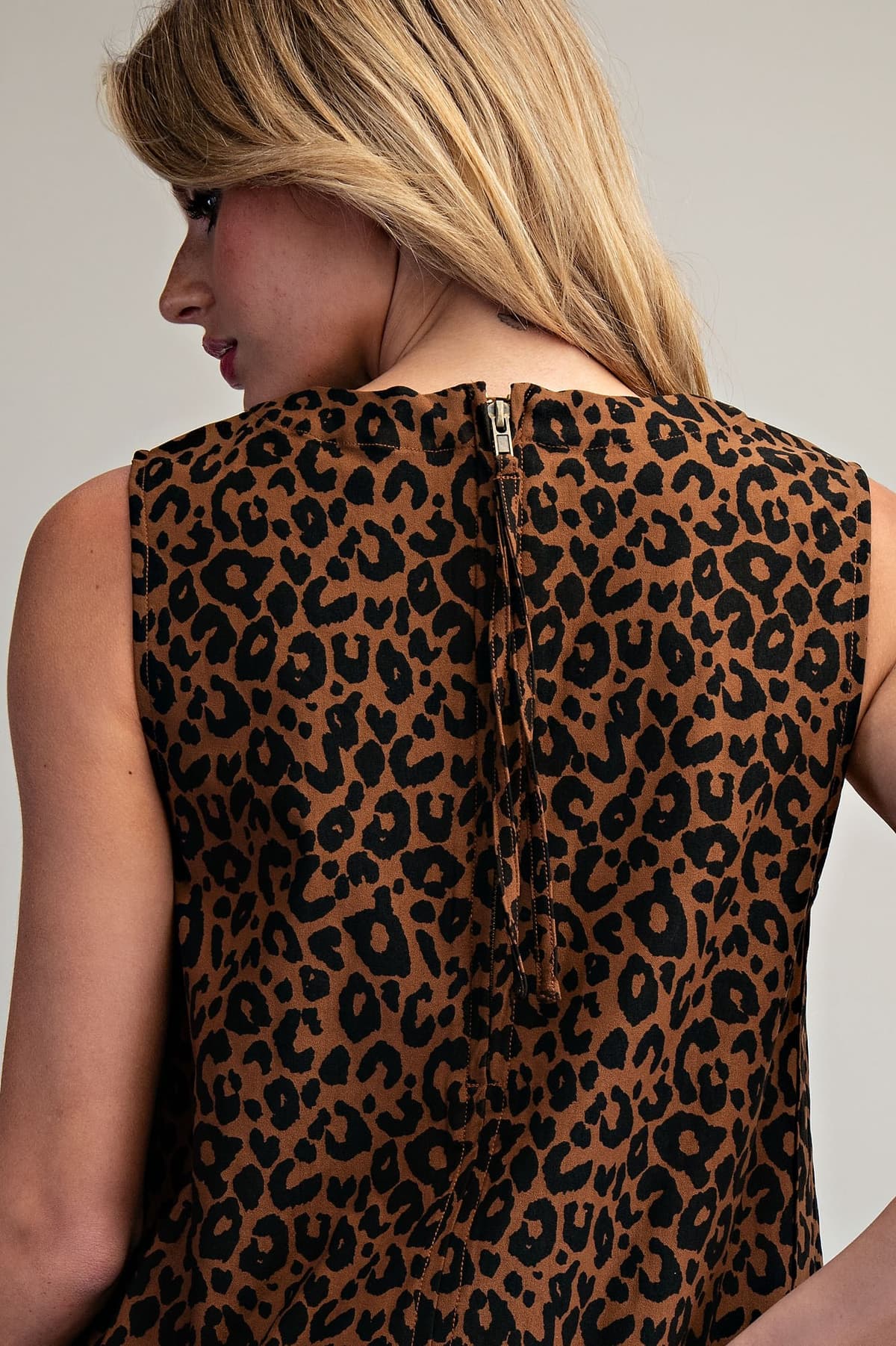 DK16201 - LEOPARD