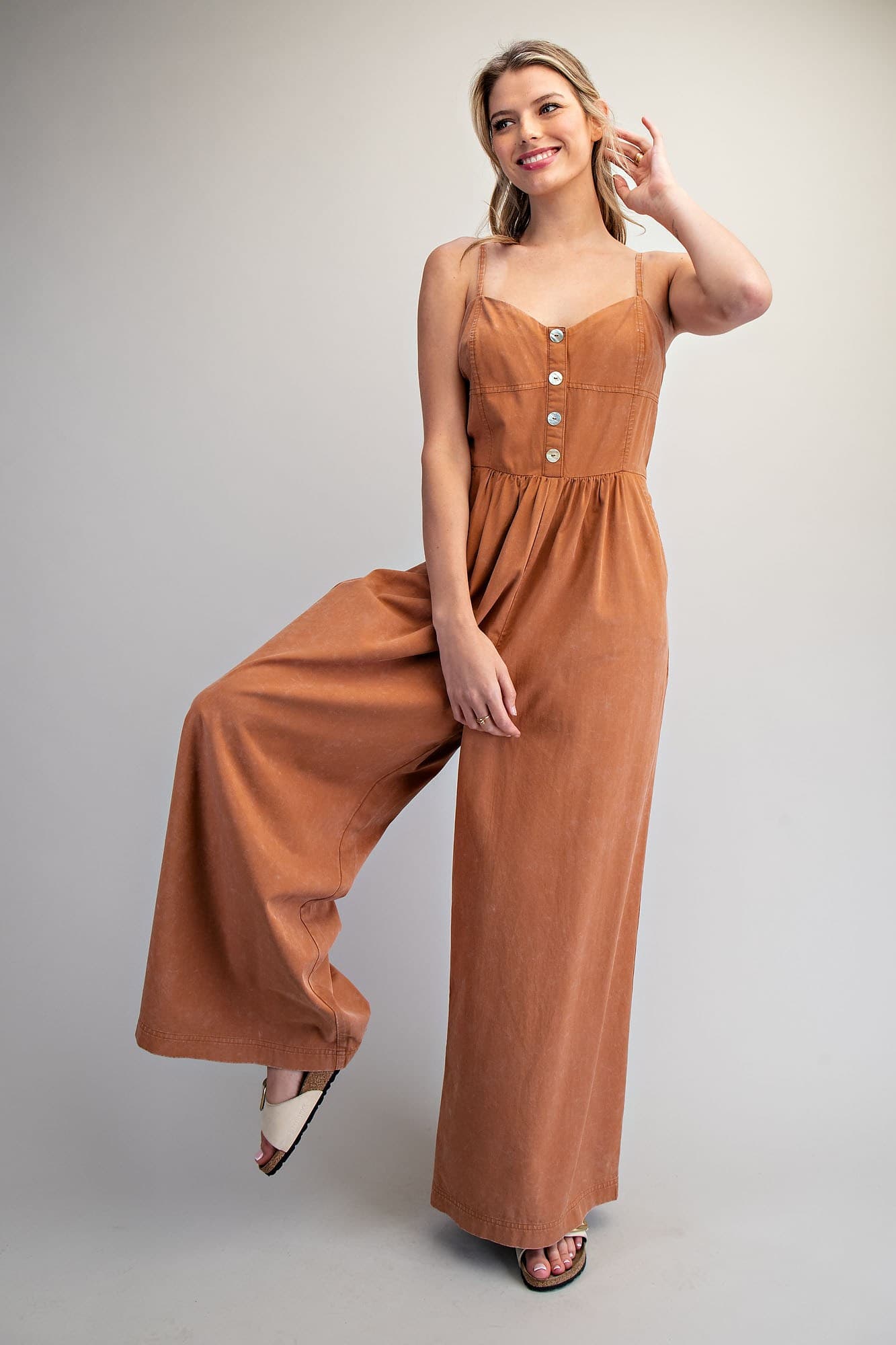 BK16202 - CLAY