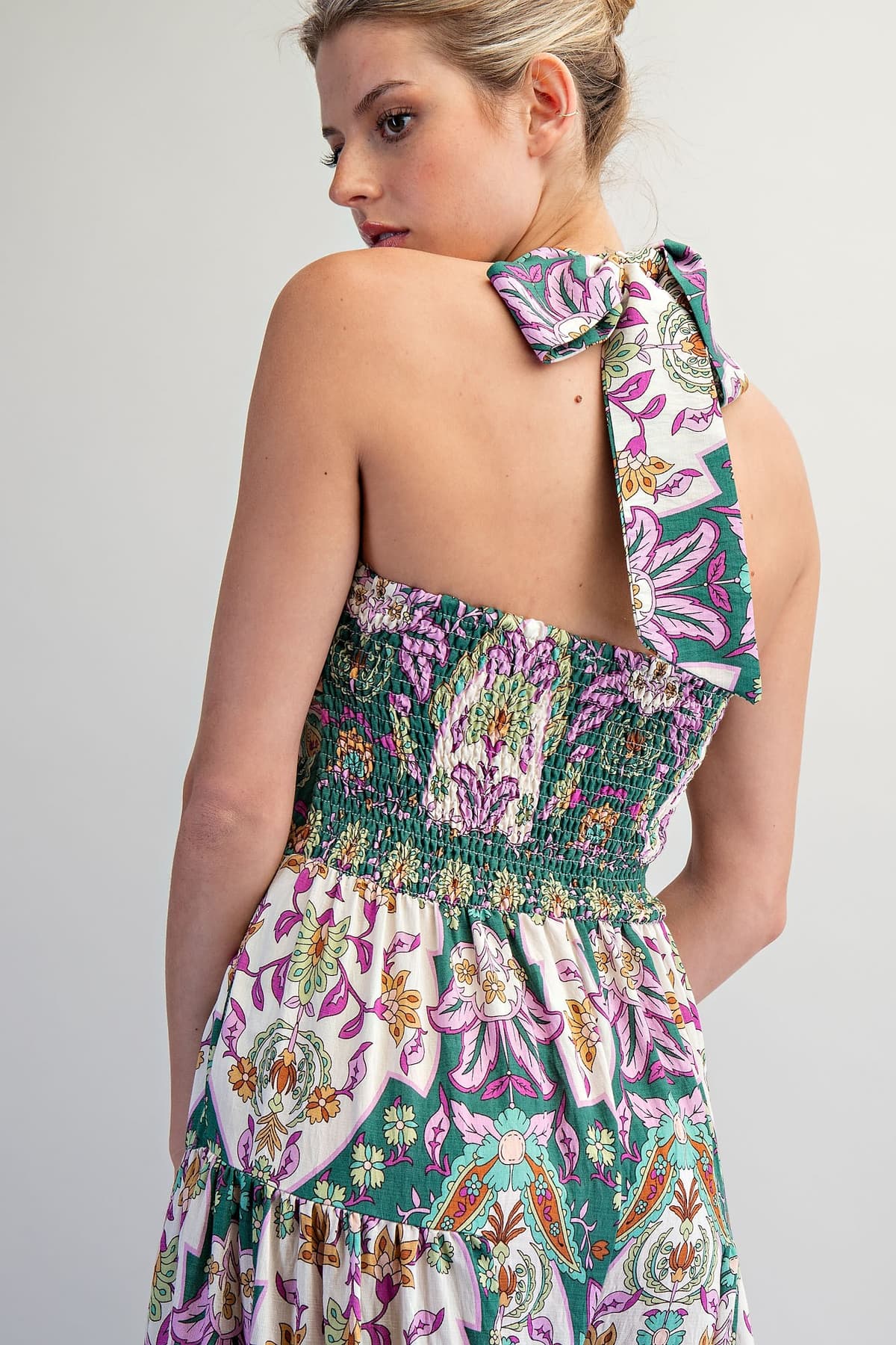 BK16204 - EMERALD GREEN
