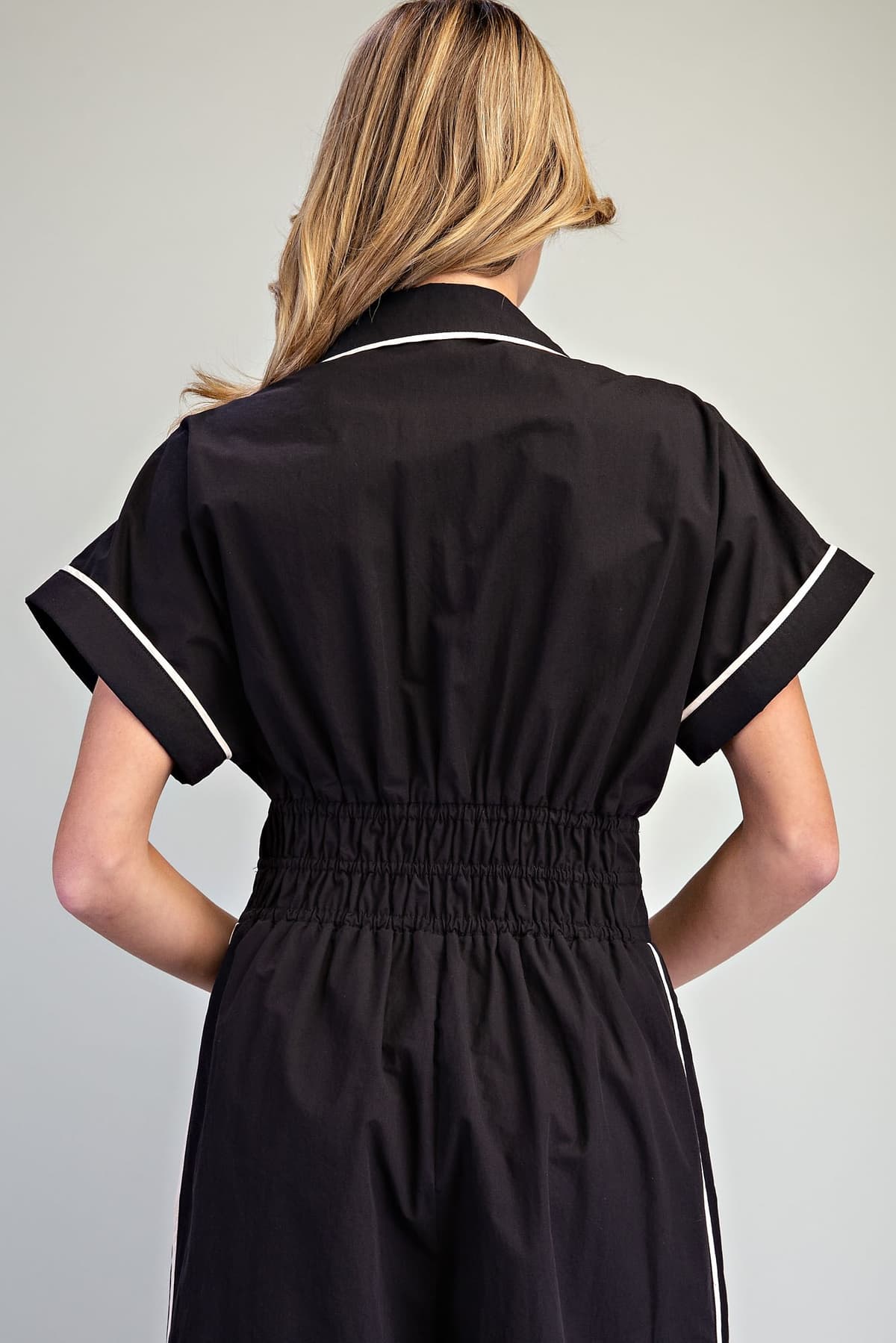 BH15585 - BLACK