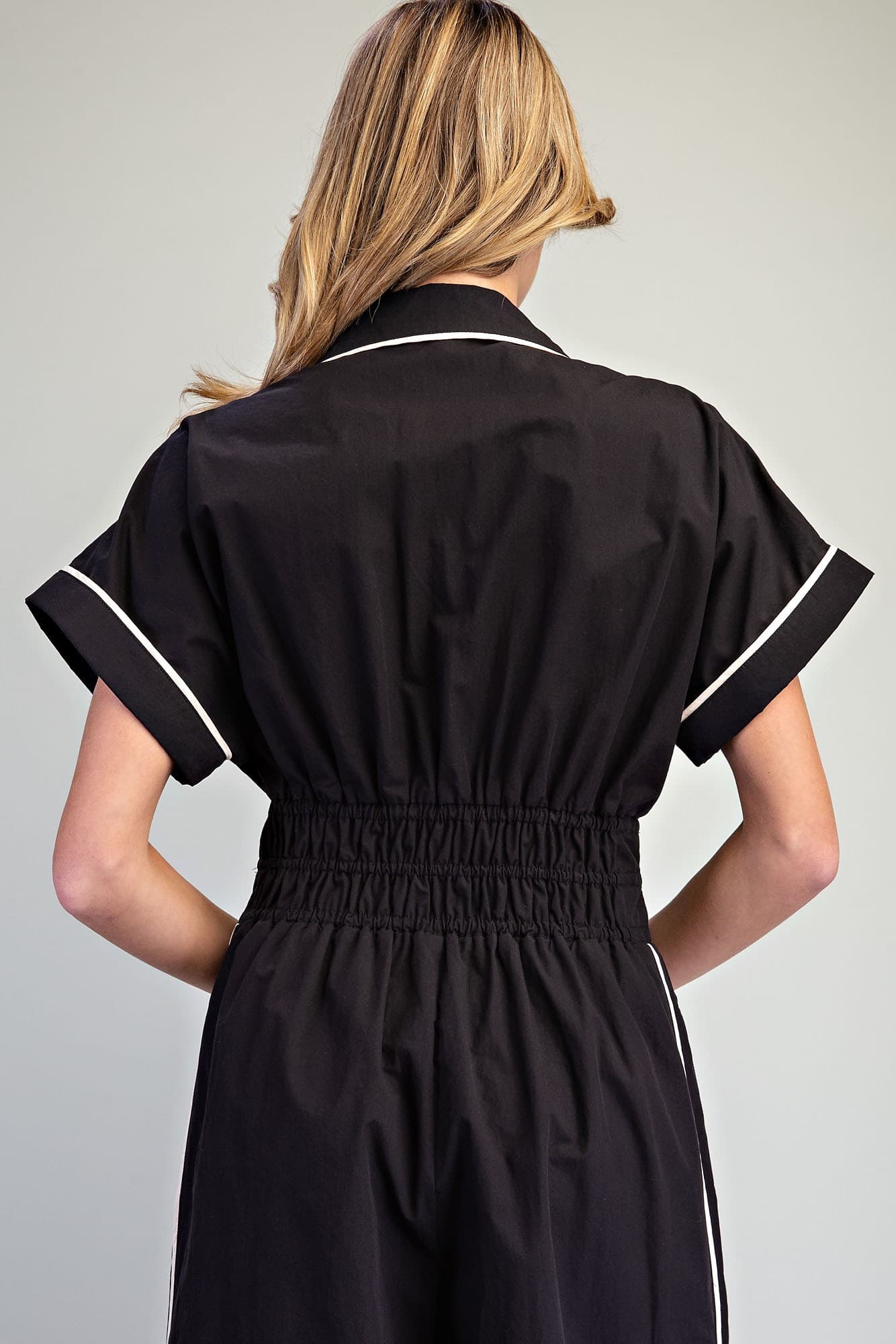 BH15585 - BLACK