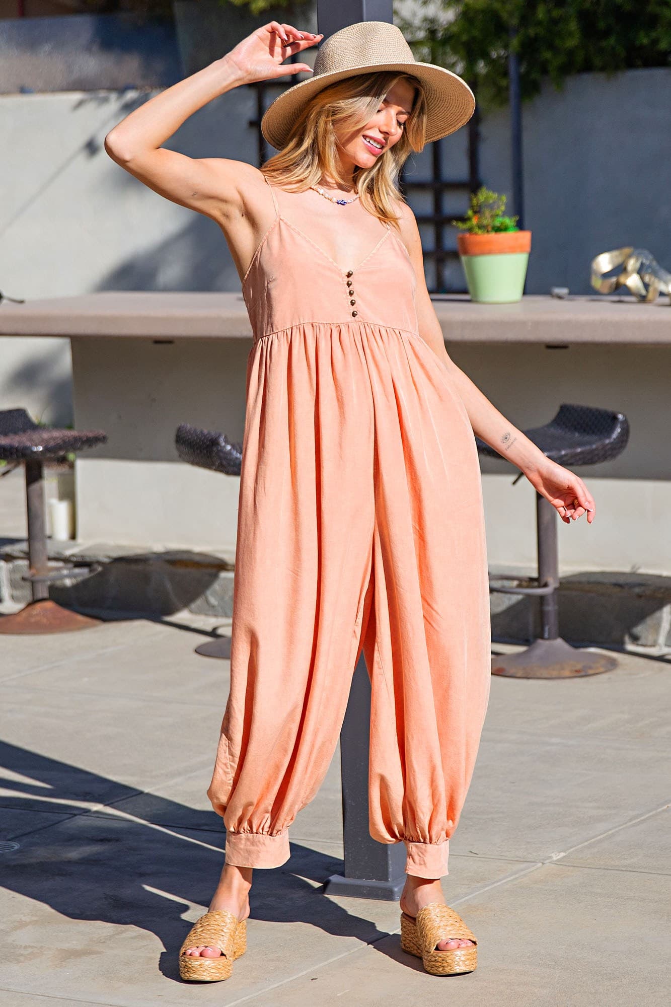 BK16207 - APRICOT