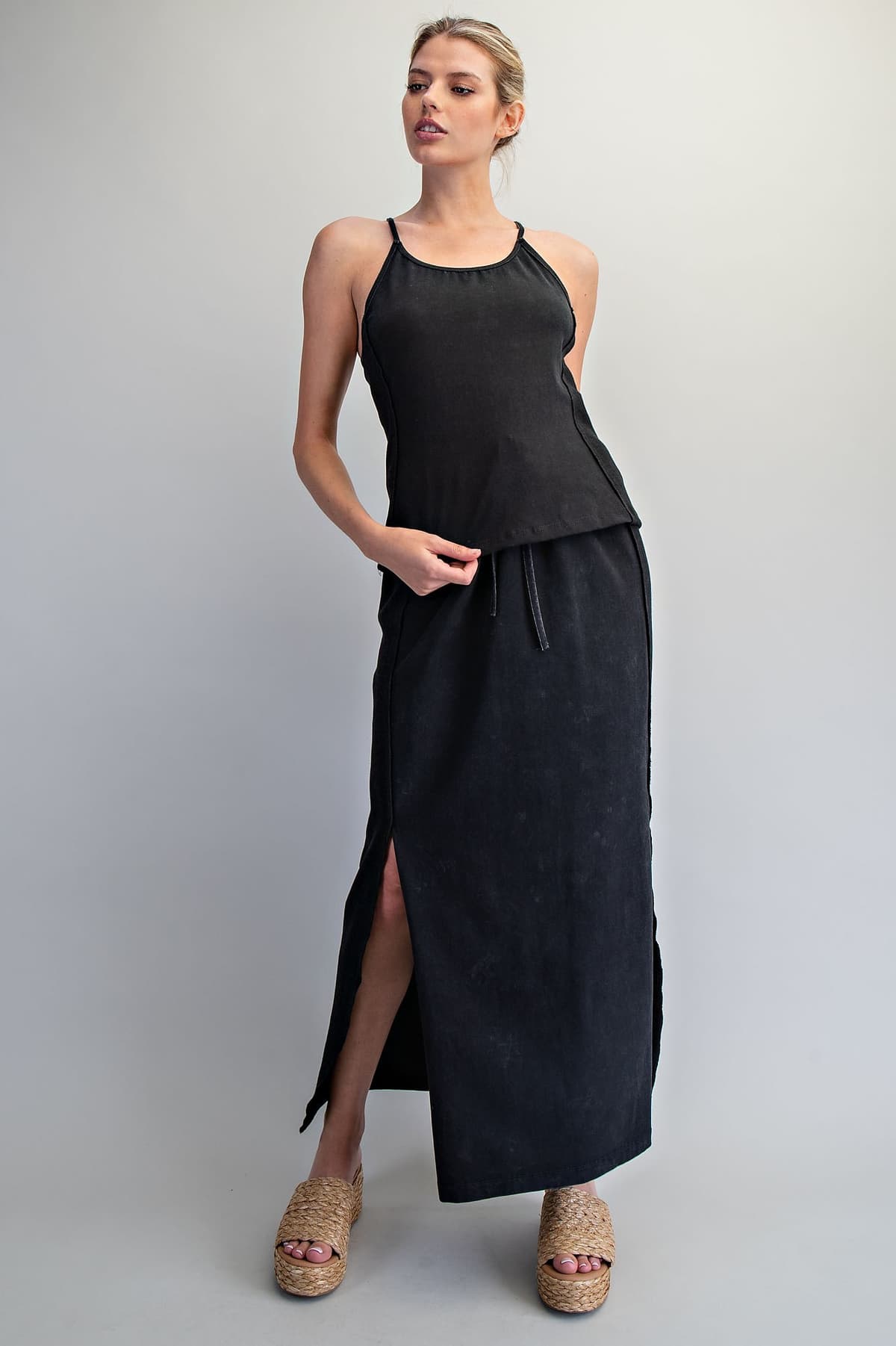 TK16209 - ASH BLACK