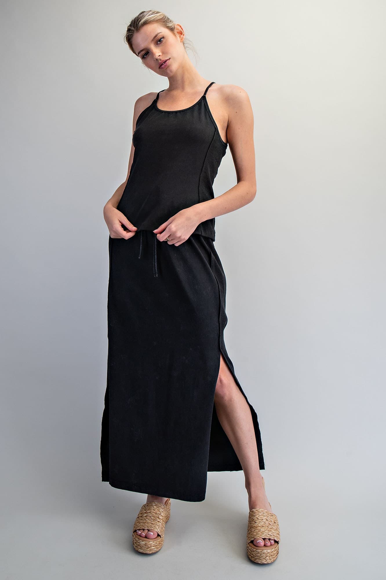 TK16209 - ASH BLACK
