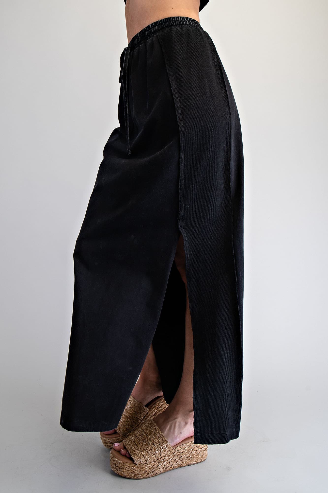 SKS16210 - ASH BLACK