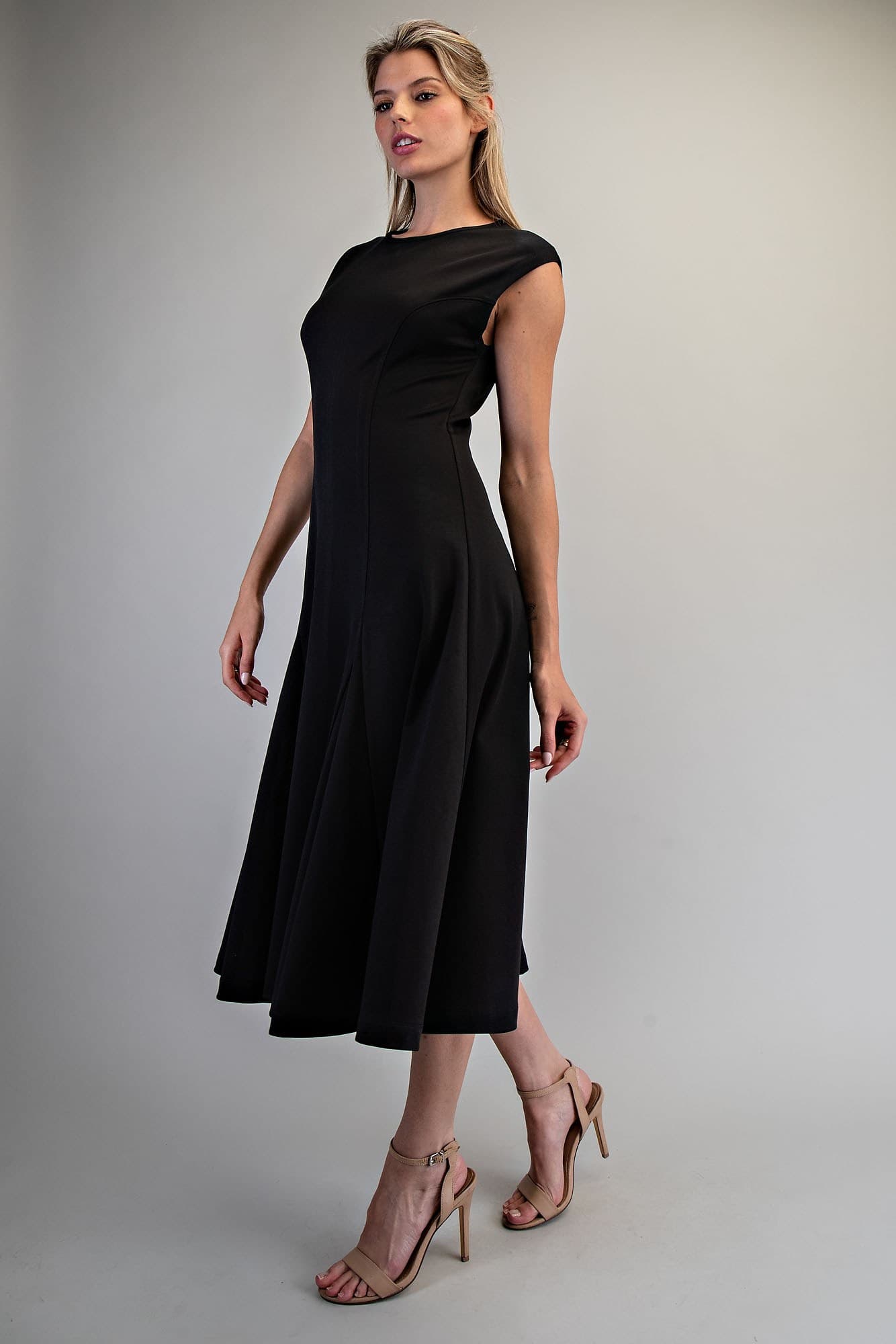 DK16096 - BLACK