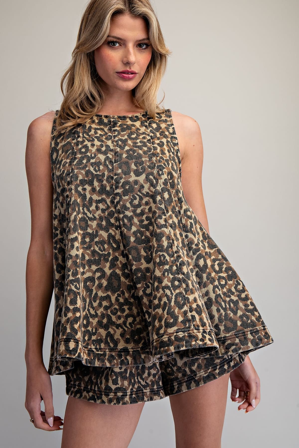 TH15774 - WILD TAUPE