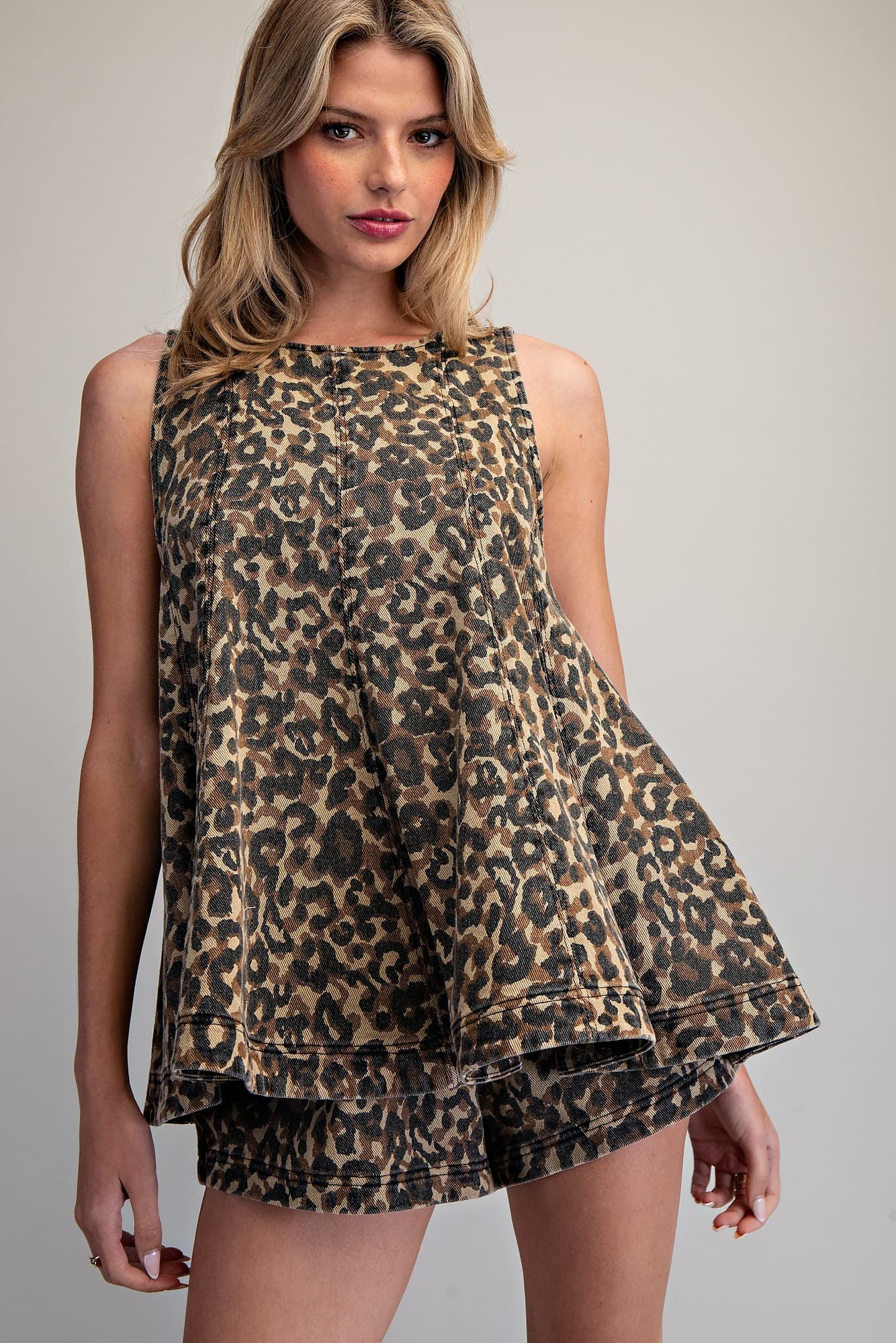 TH15774 - WILD TAUPE