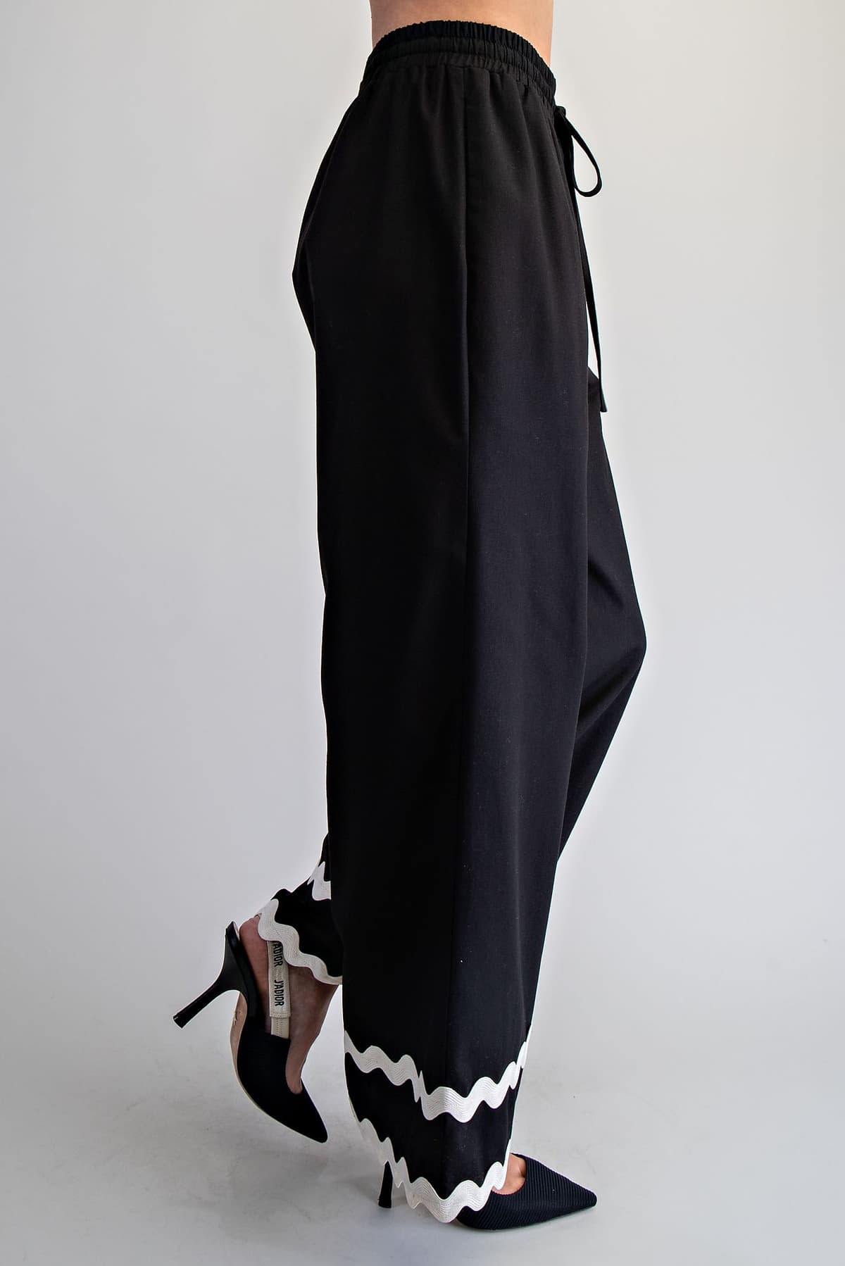 PK16104 - BLACK