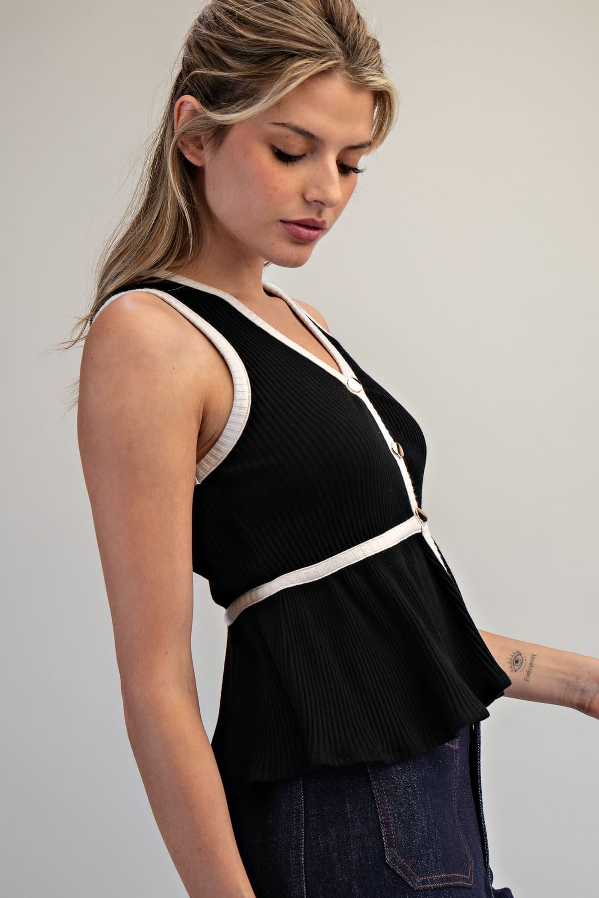 TH15533 - BLACK