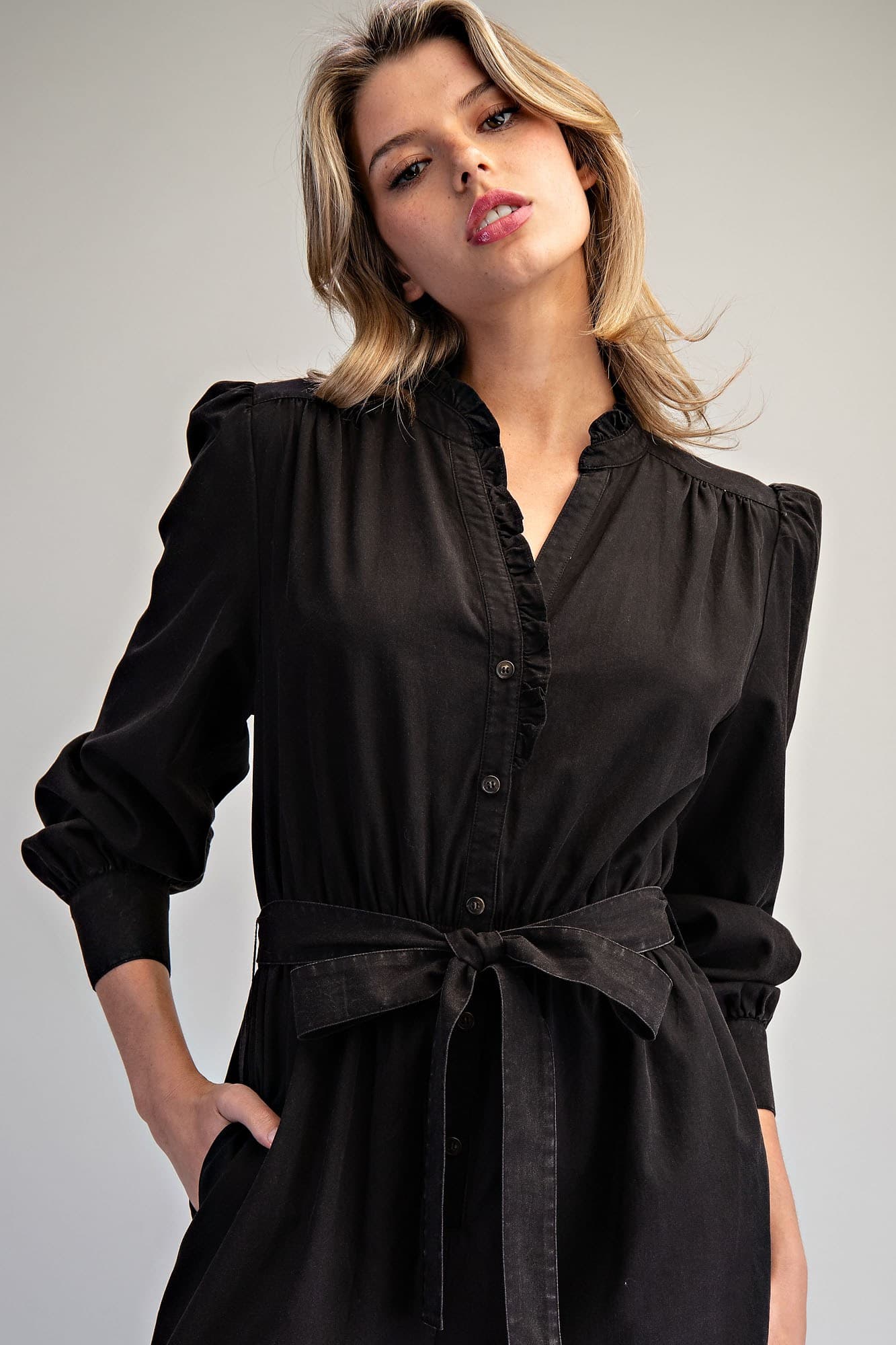 BH15658 - BLACK