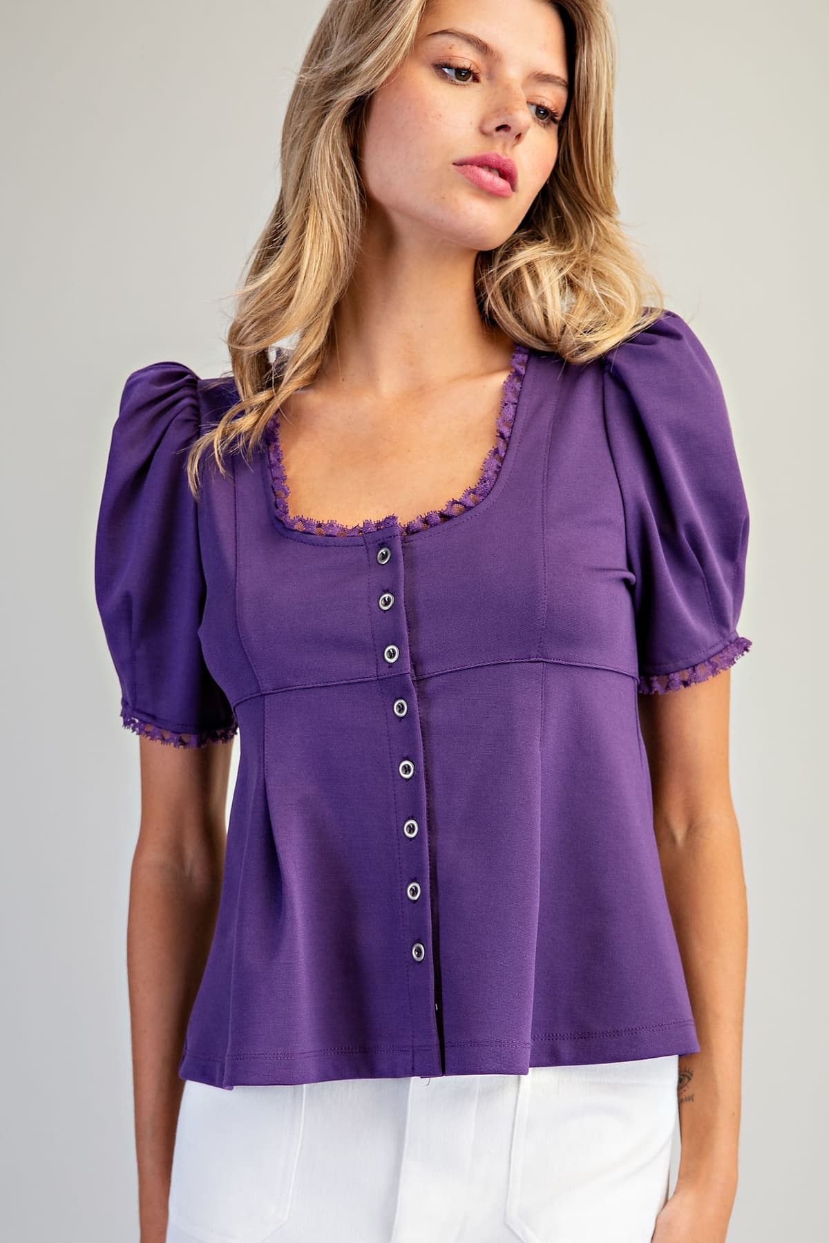 TK16232 - PLUM