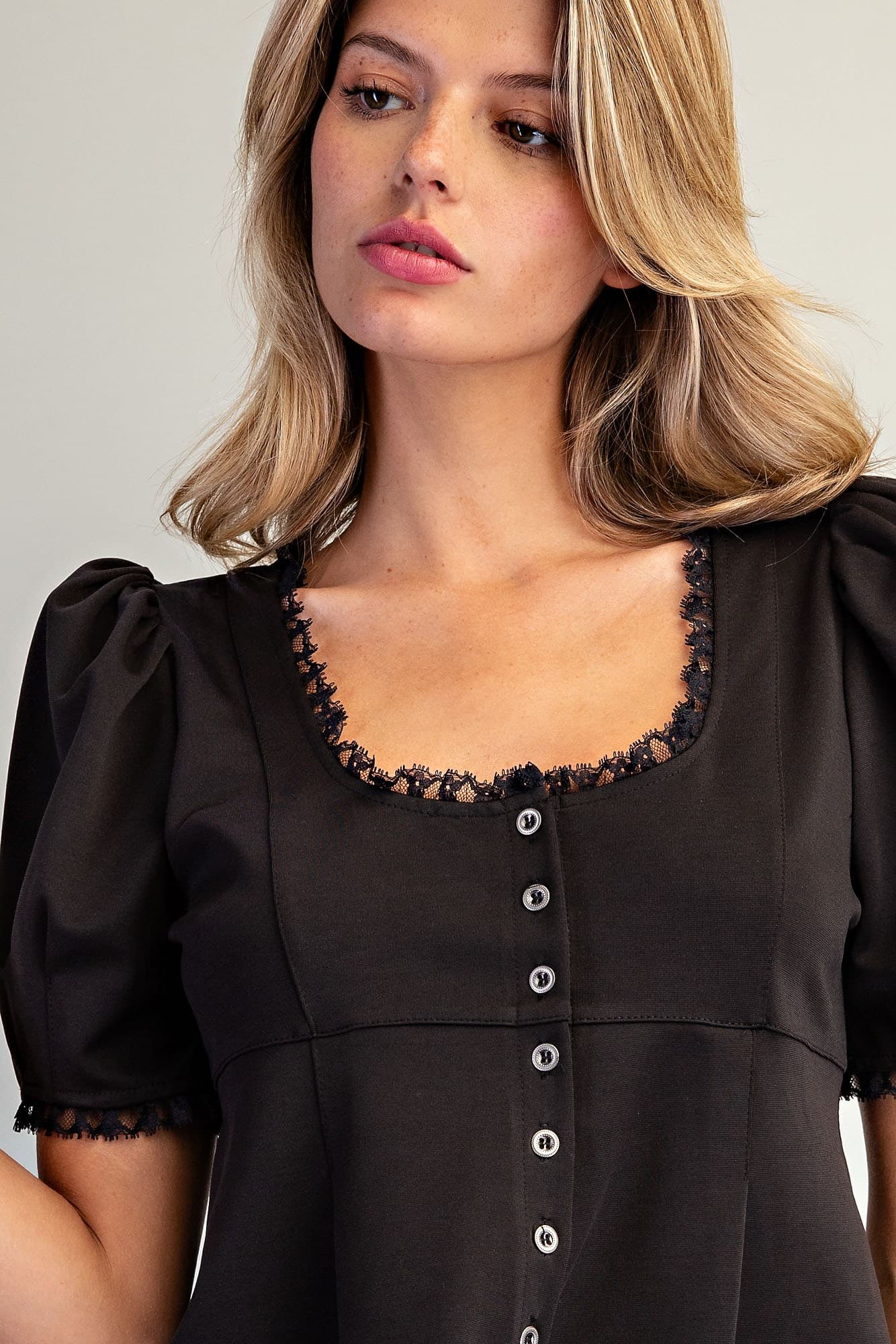 TK16232 - BLACK