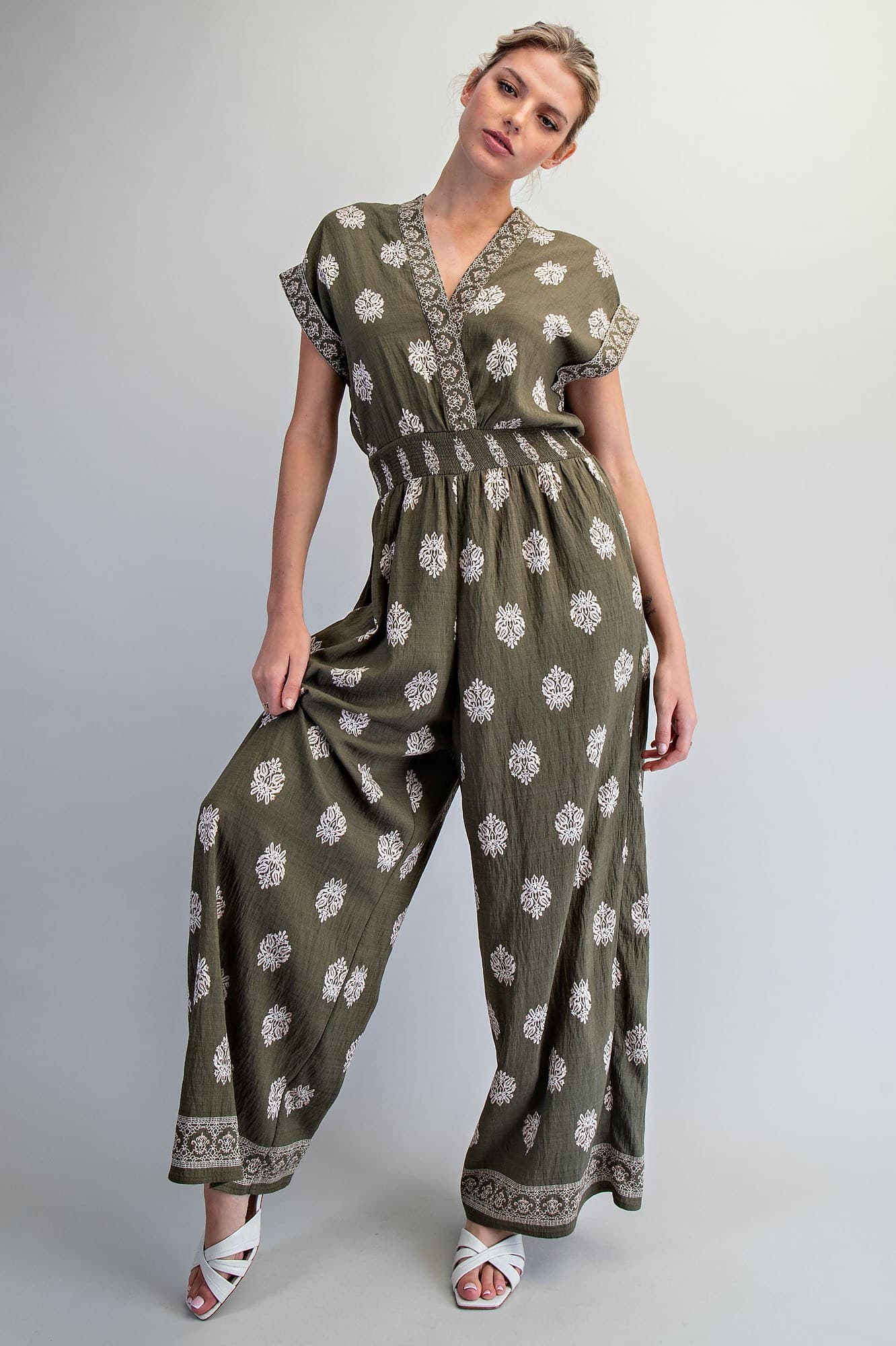 BH15618 - OLIVE
