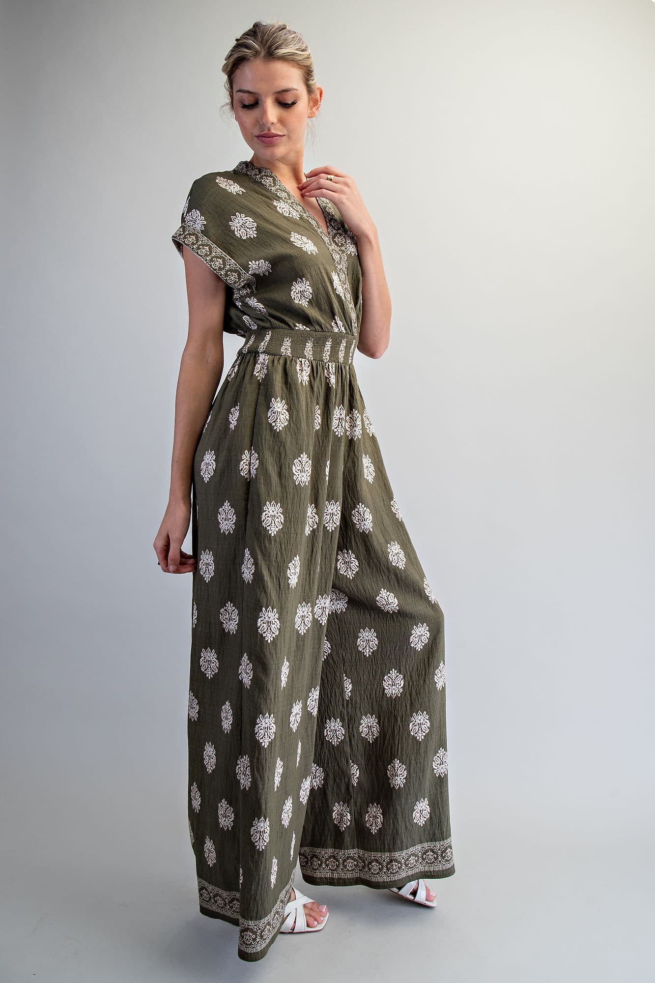 BH15618 - OLIVE