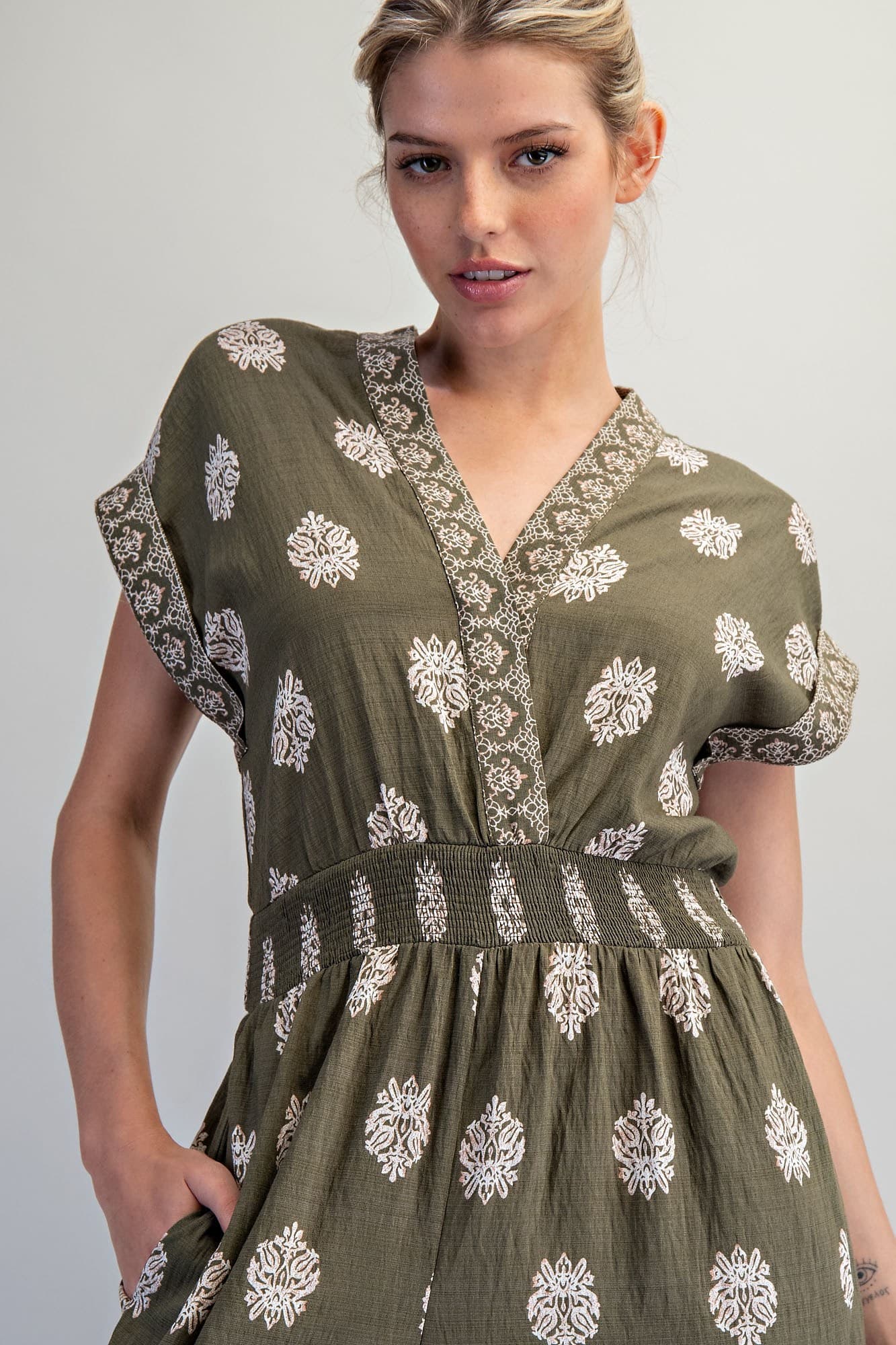 BH15618 - OLIVE