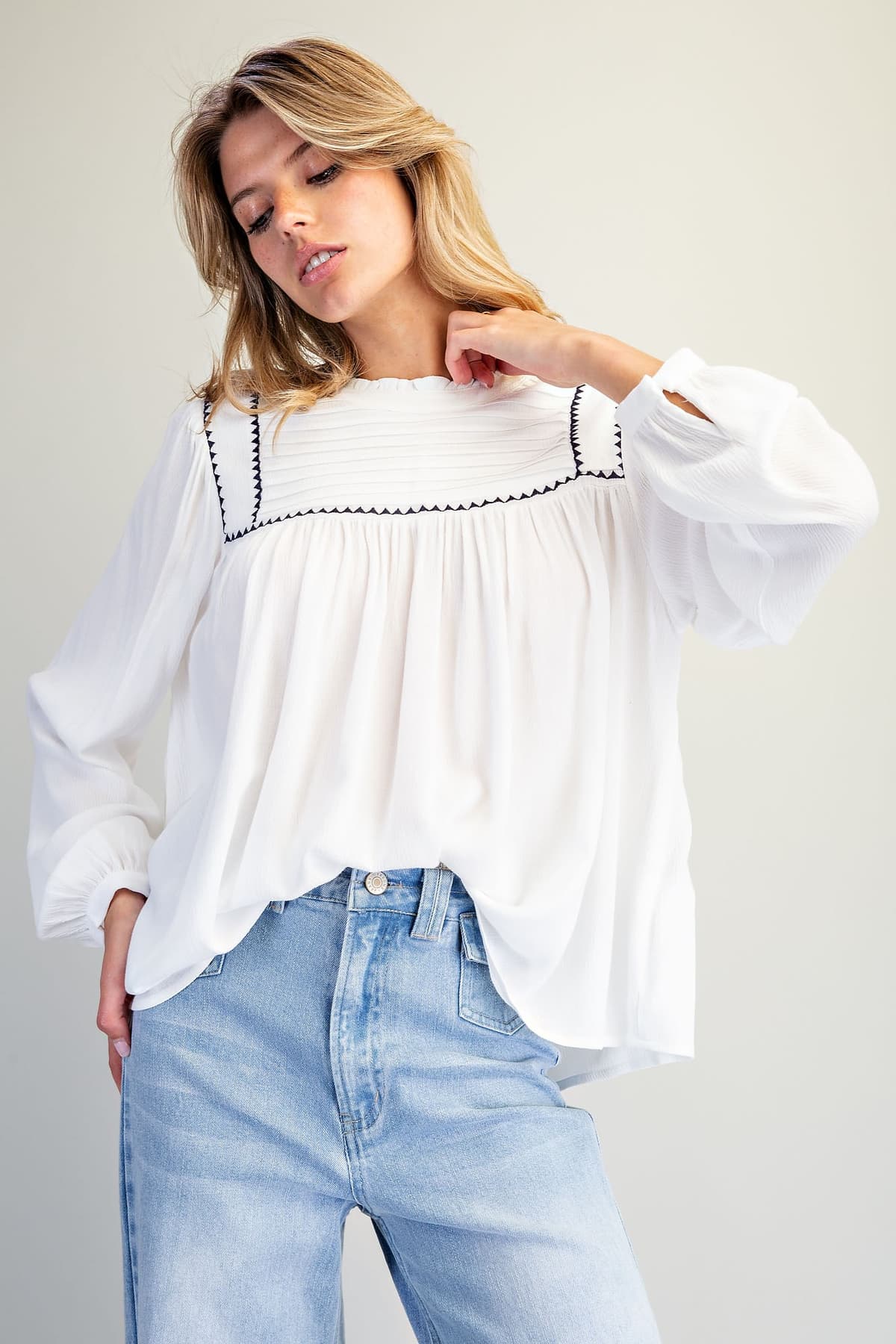 TK16140 - OFF WHITE